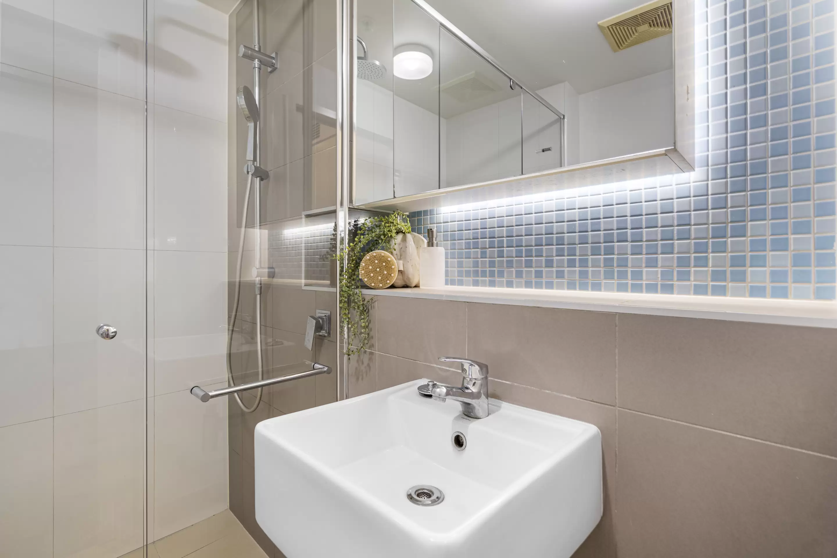 30213/67 Blamey Street, Kelvin Grove Sold by Aurora Property - image 15