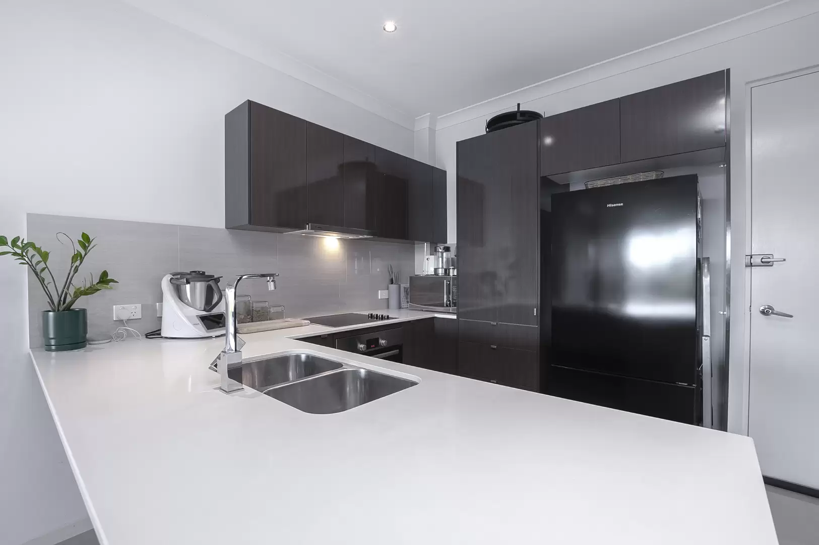 5/143 Albion Road, Windsor Sold by Aurora Property - image 5