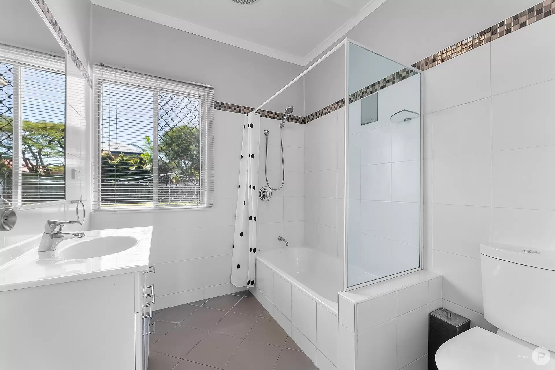 117 White Street, Wavell Heights Sold by Aurora Property - image 1
