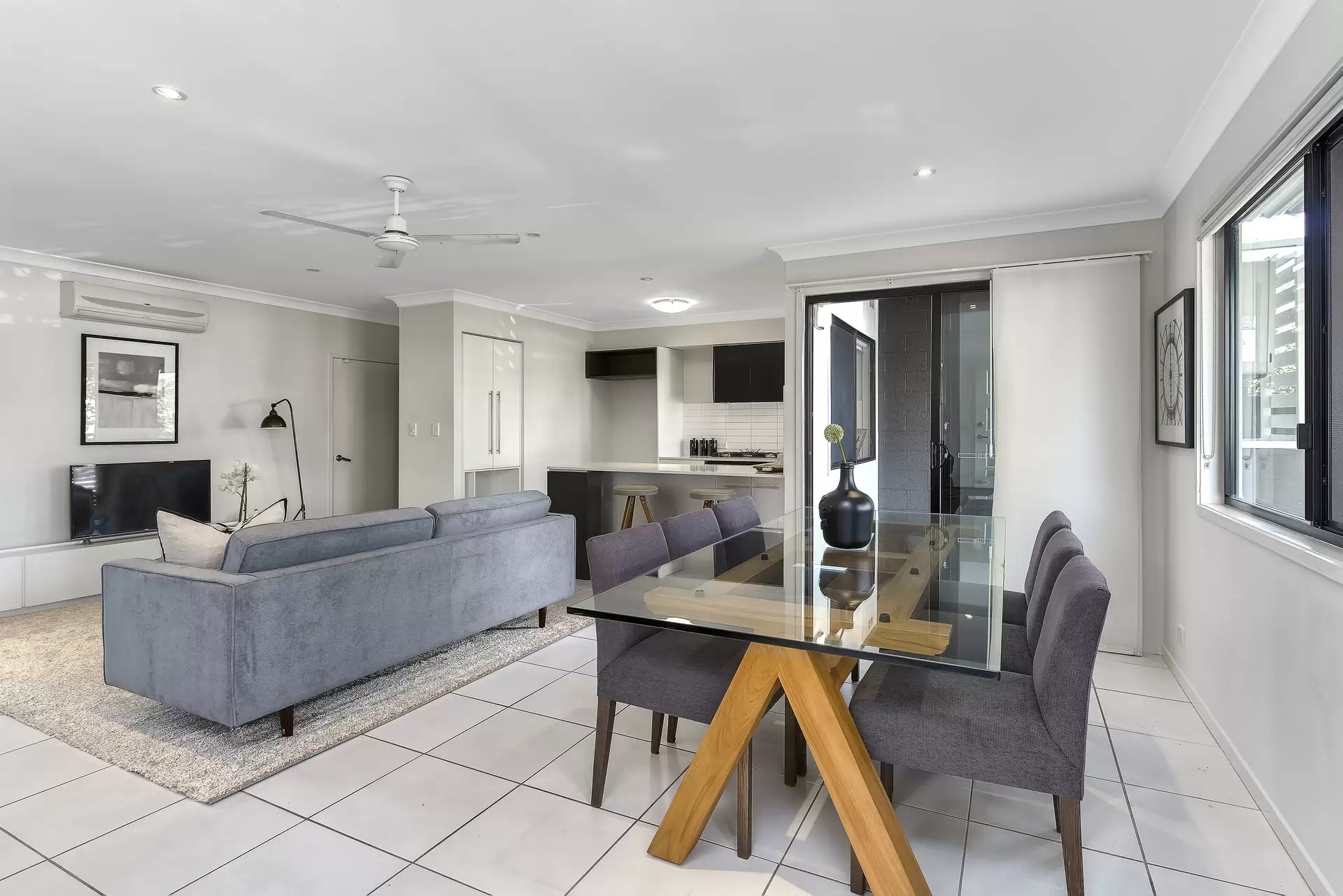 6/36 Tenth Ave, Windsor Sold by Aurora Property - image 1