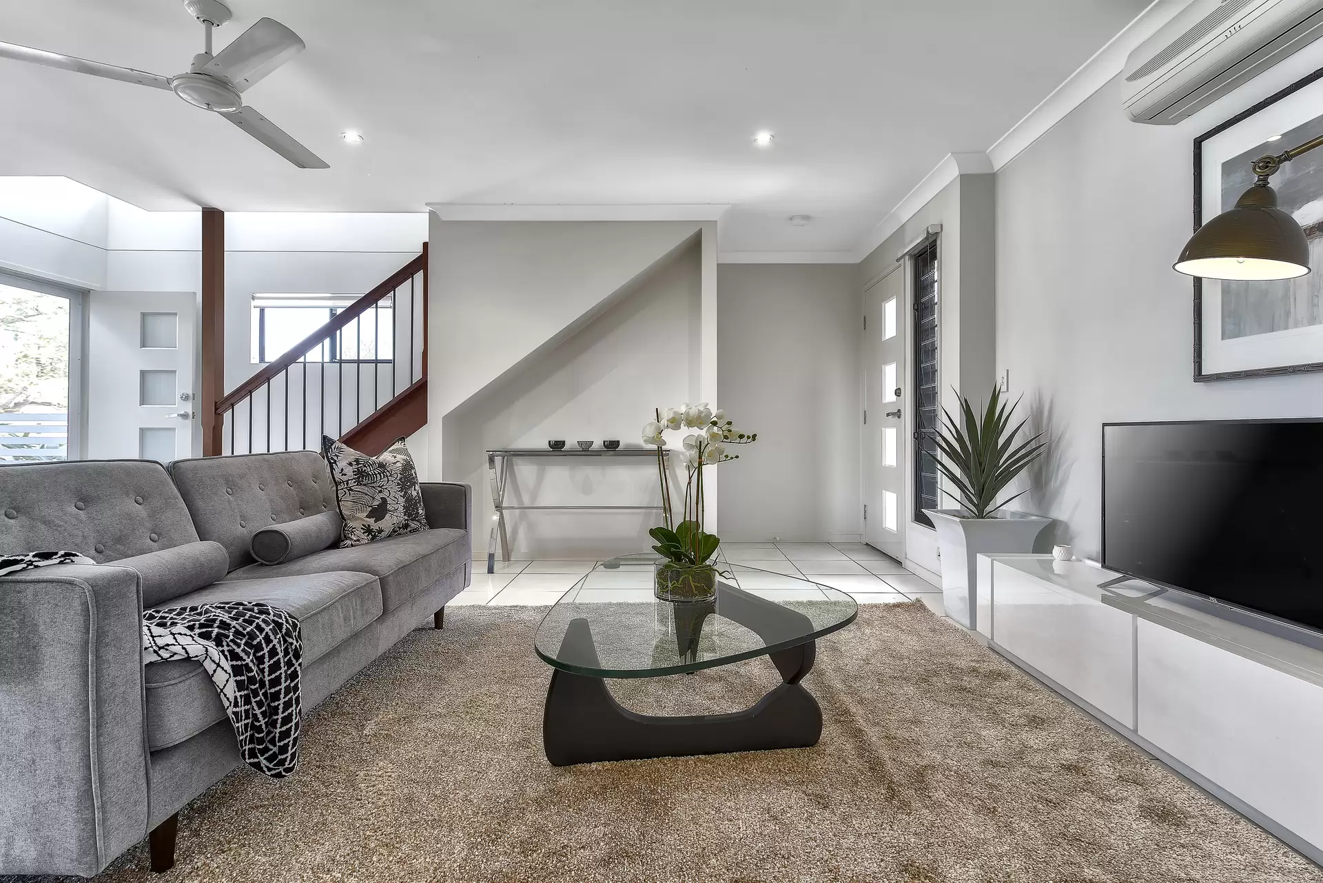 6/36 Tenth Ave, Windsor Sold by Aurora Property - image 1