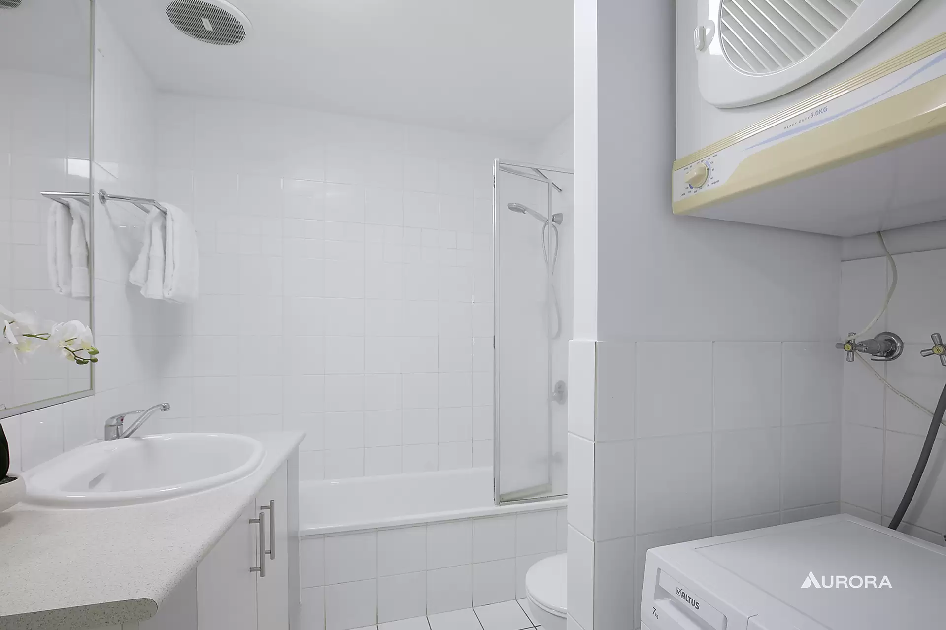 202/30 Tank Street, Brisbane City Sold by Aurora Property - image 1