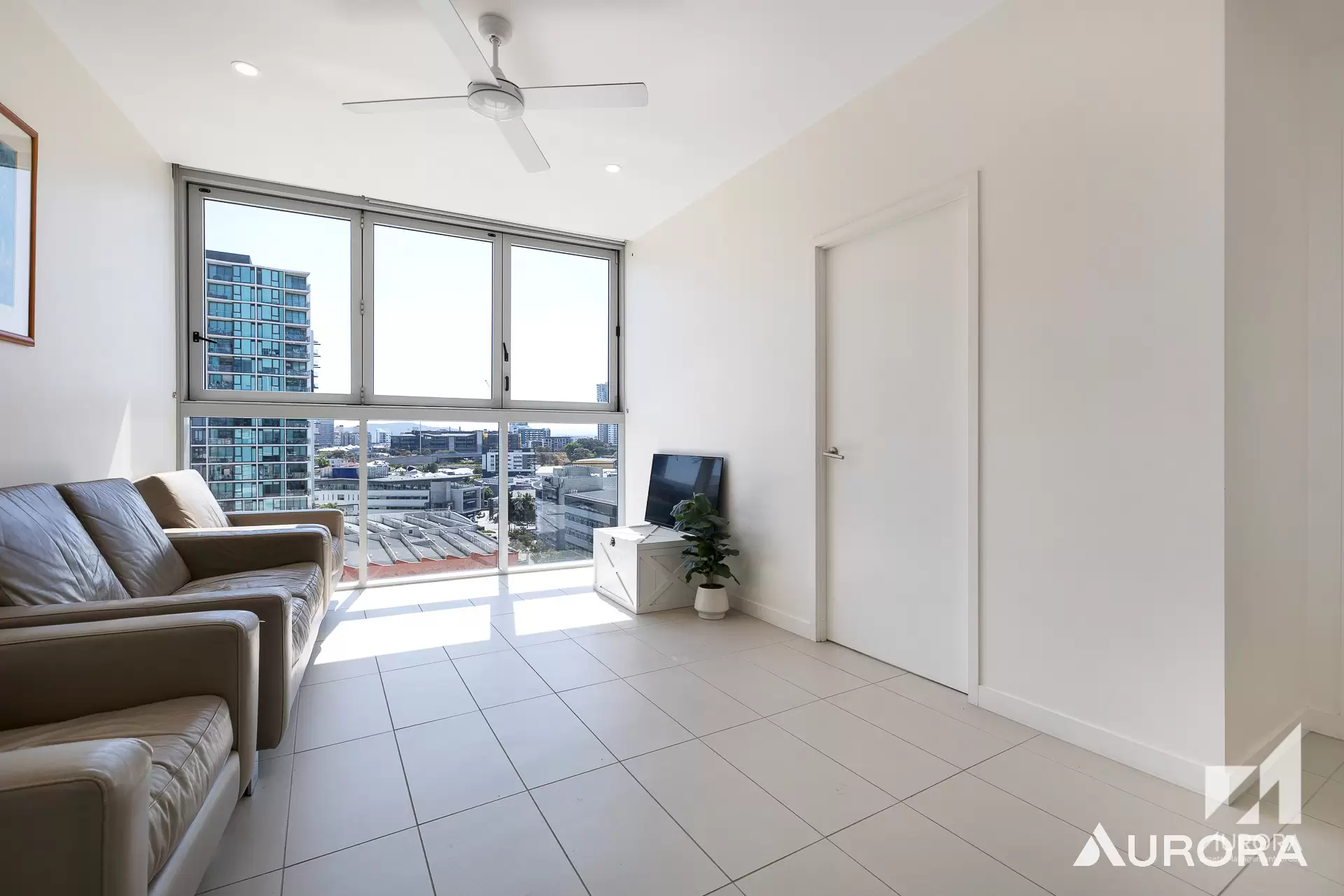 21404/37 Kyabra St, Newstead Sold by Aurora Property - image 1