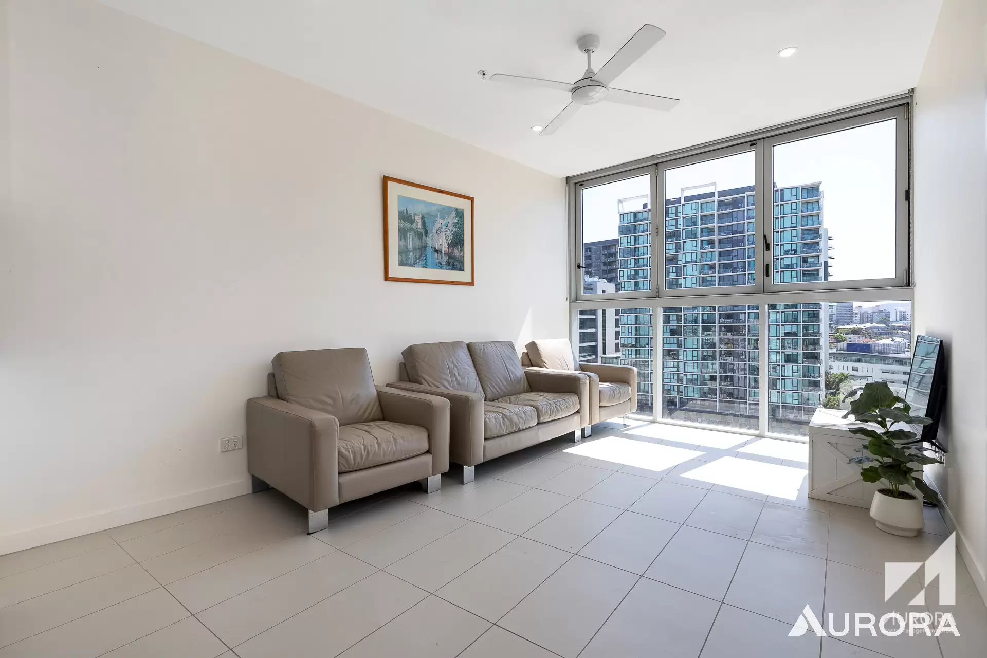 21404/37 Kyabra St, Newstead Sold by Aurora Property - image 2