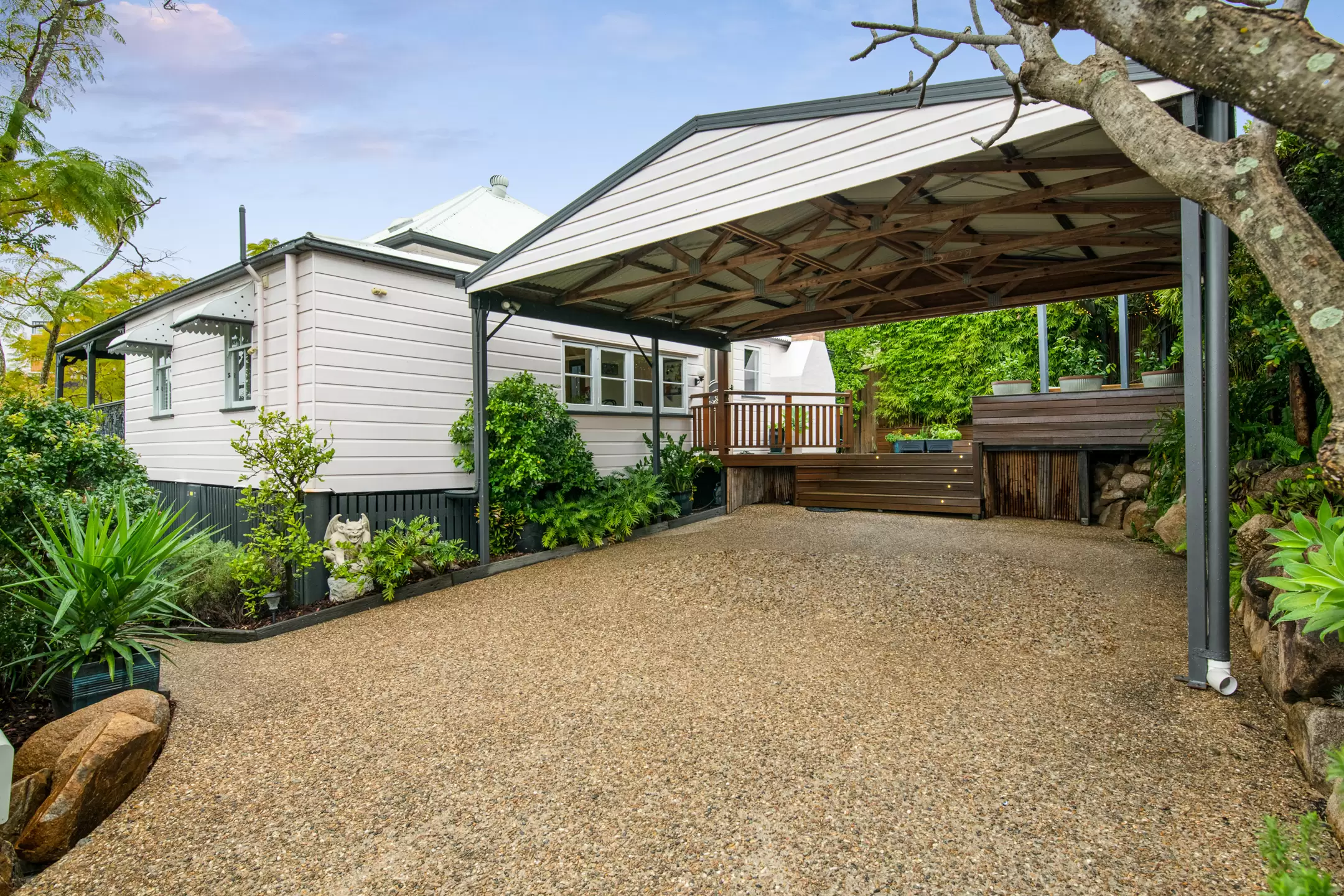 2 Westbury Street, Red Hill Sold by Aurora Property - image 21
