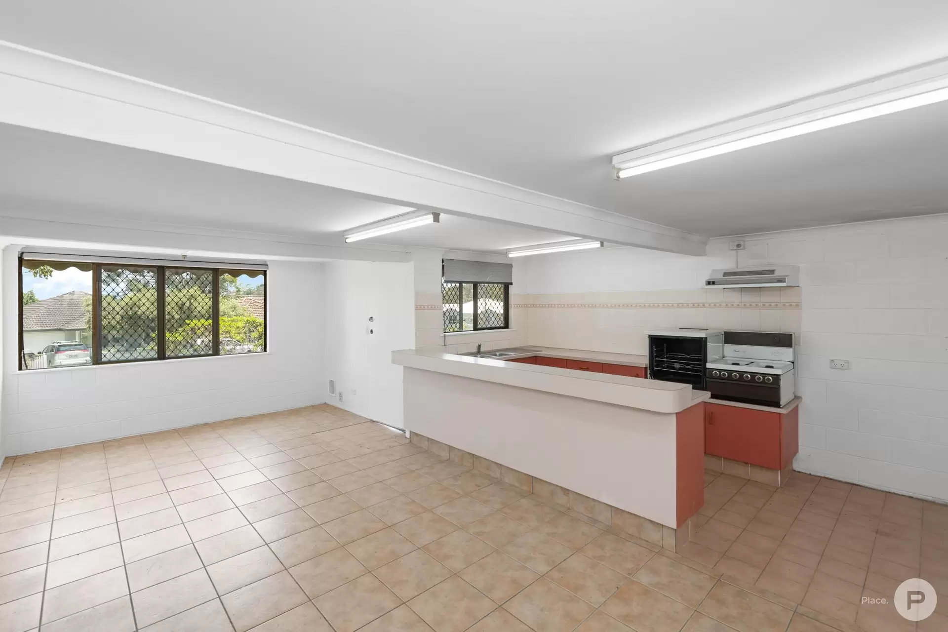 114 Sterculia Avenue, Holland Park West Sold by Aurora Property - image 1