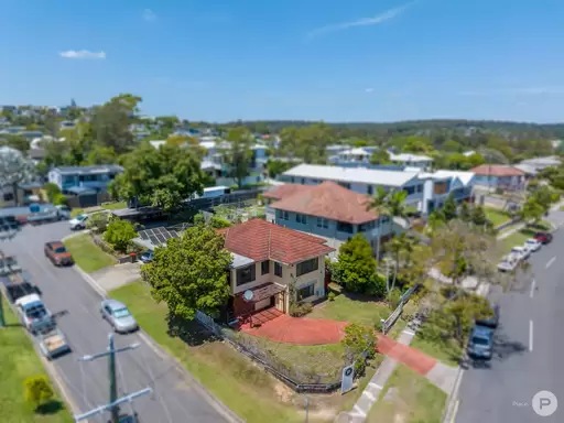 114 Sterculia Avenue, Holland Park West Sold by Aurora Property
