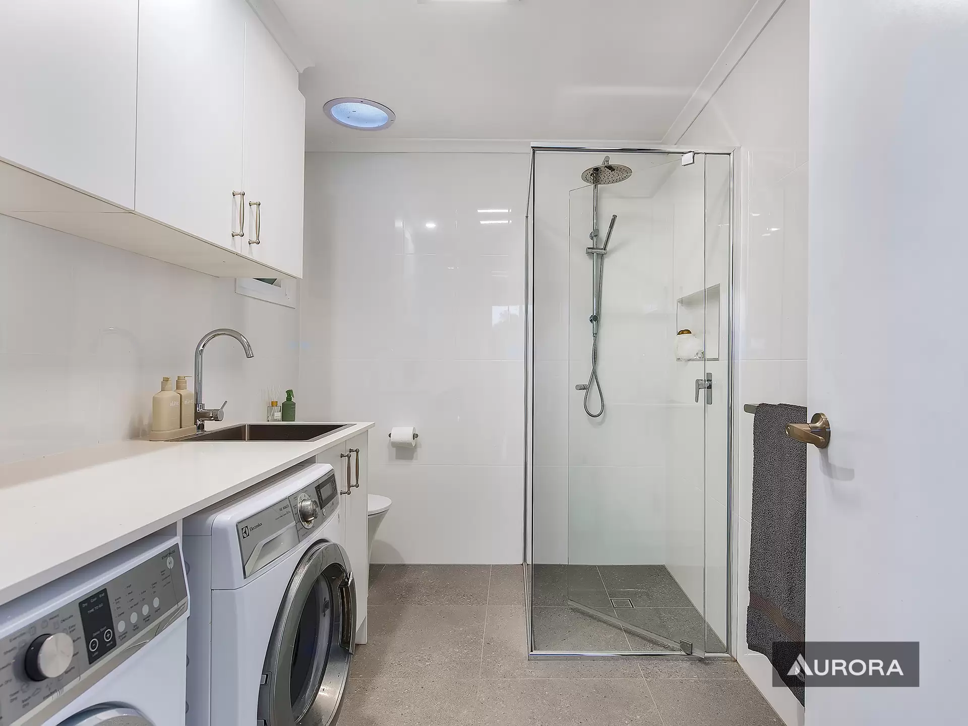 11 Fernlea Street, Geebung Sold by Aurora Property - image 1