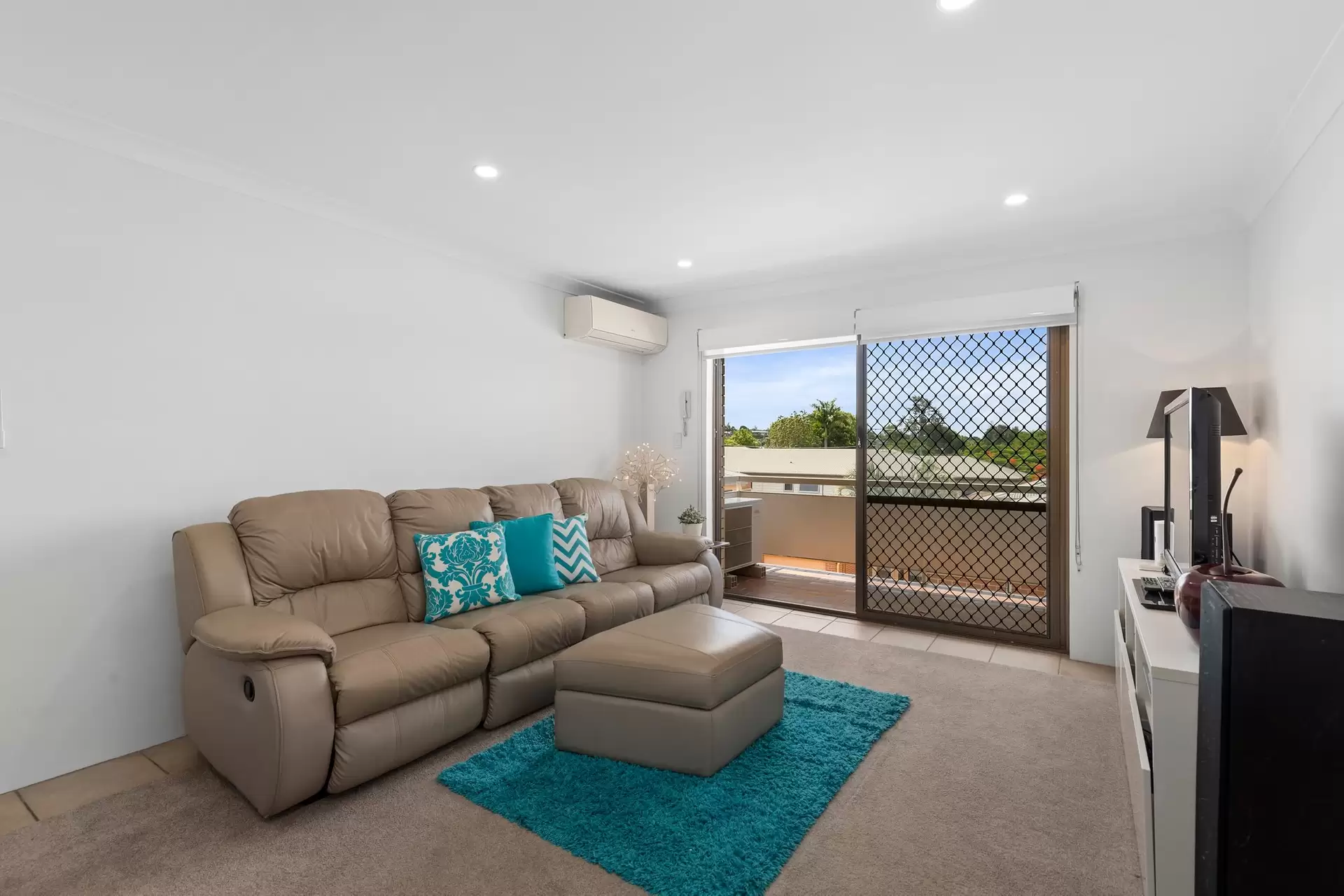 6/63 Groom Street, Gordon Park Sold by Aurora Property - image 1