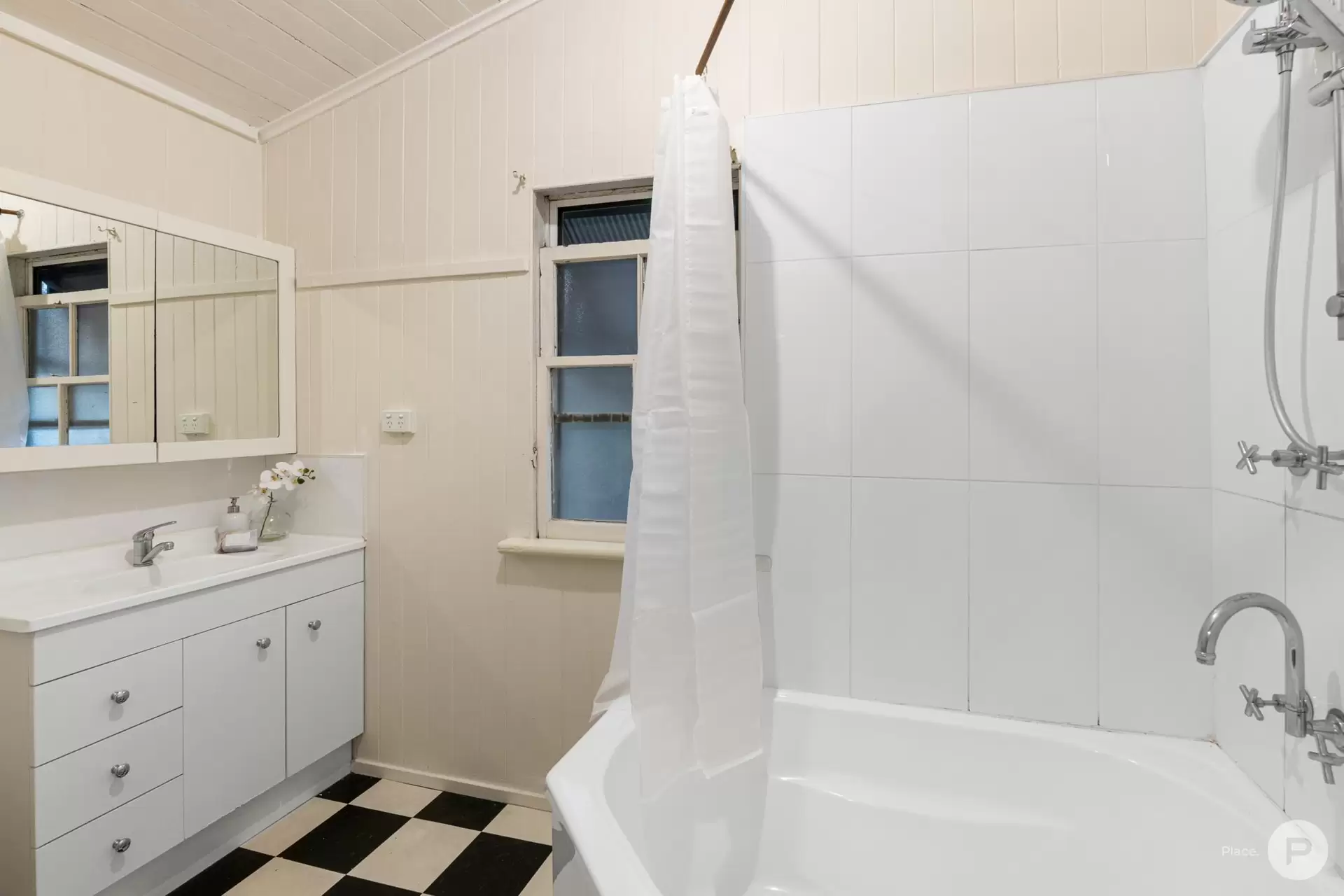46 Lasseter Street, Kedron Sold by Aurora Property - image 1