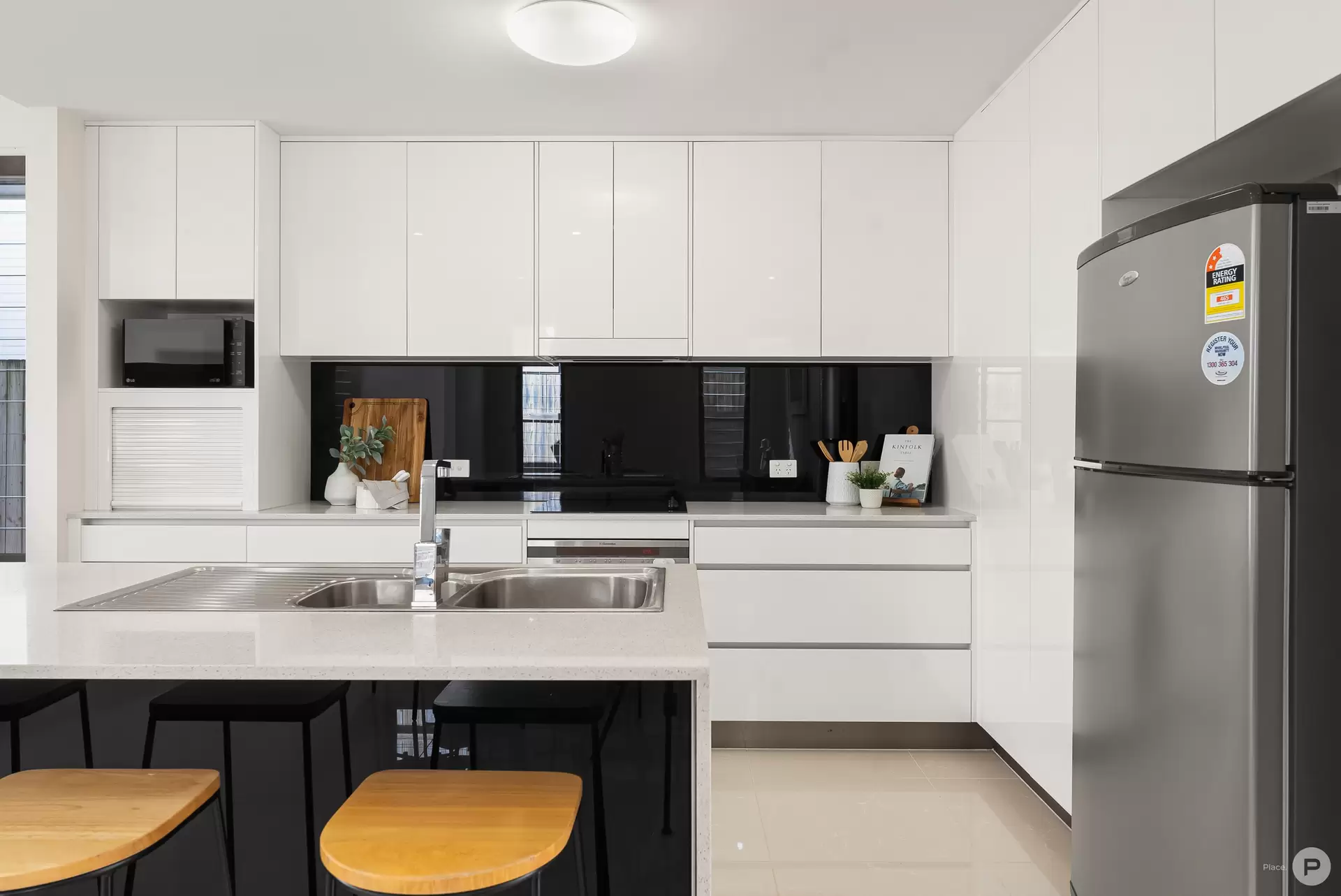 8A Sheena Street, Geebung Sold by Aurora Property - image 1