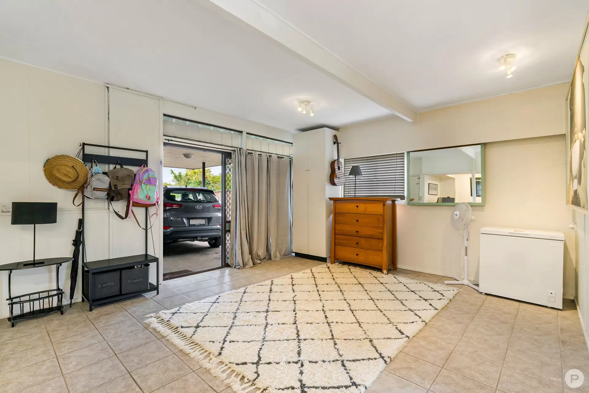 7 Franciscea Street, Everton Hills Sold by Aurora Property - image 1