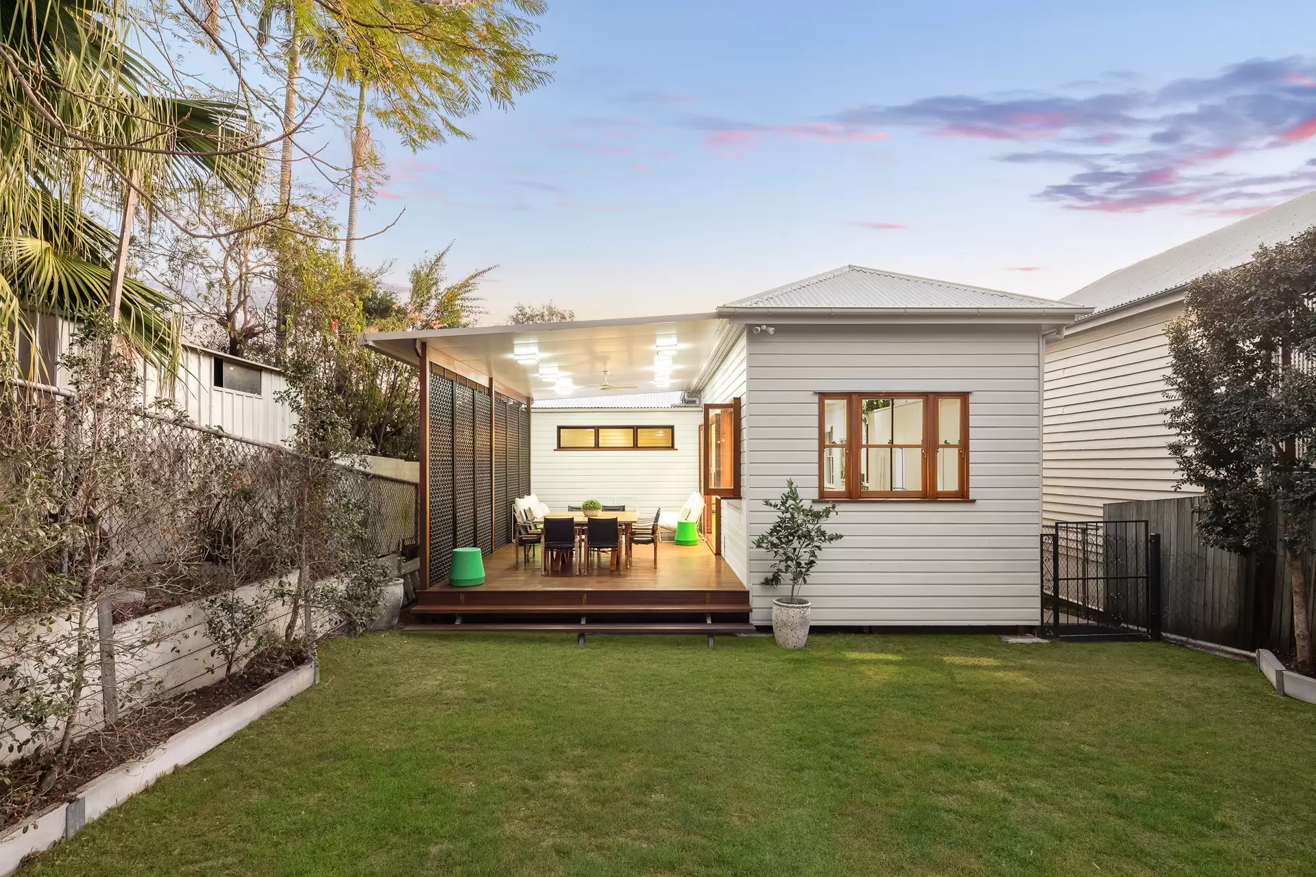 40 Hetherington Street, Herston Sold by Aurora Property - image 1