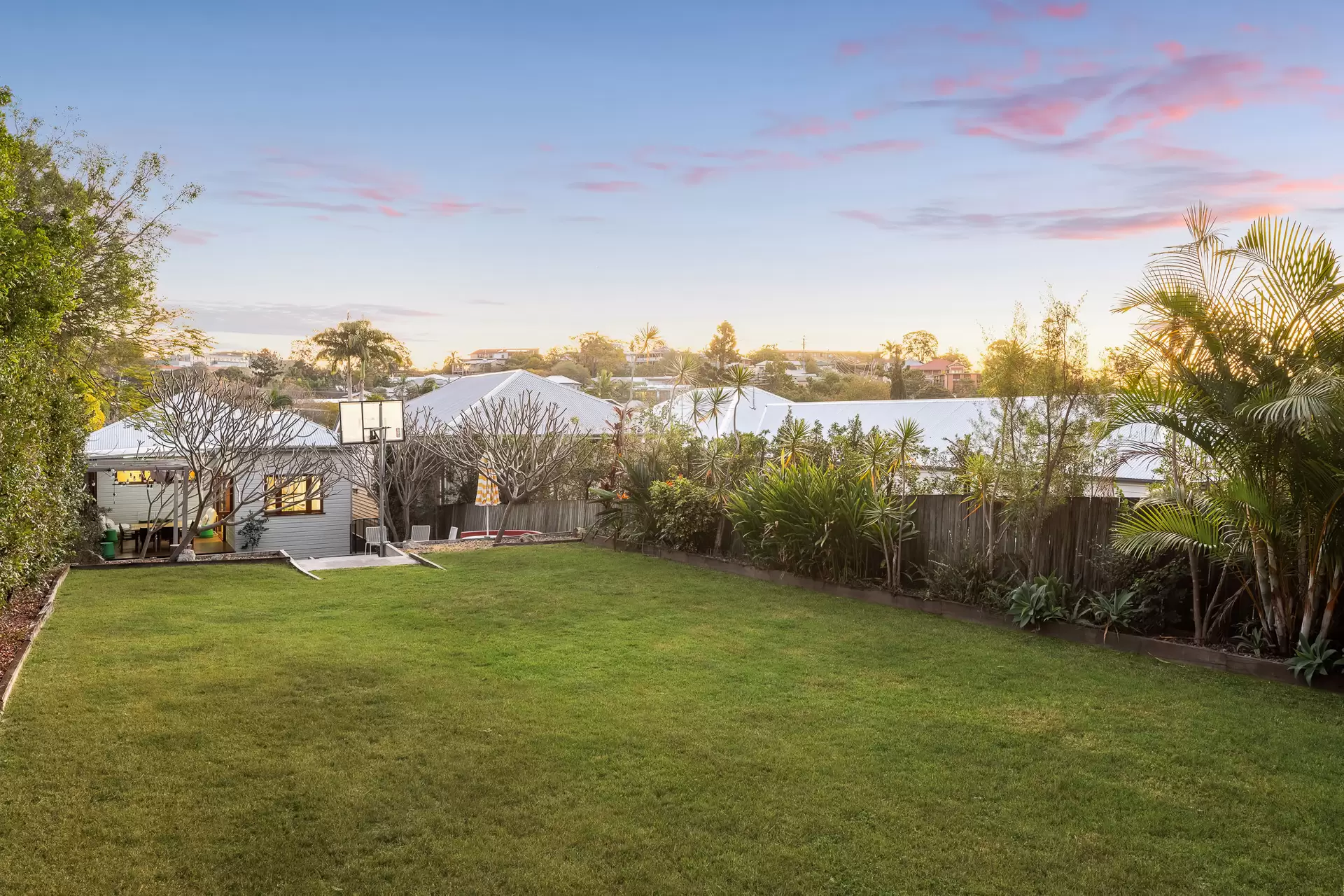 40 Hetherington Street, Herston Sold by Aurora Property - image 1