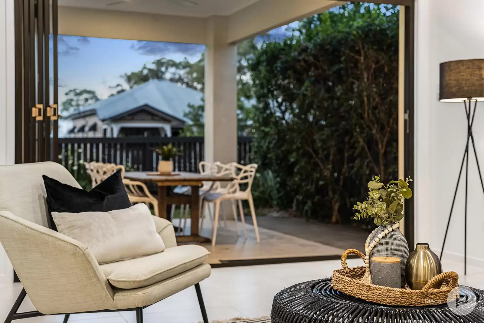 166 Glen Retreat Road, Mitchelton Sold by Aurora Property - image 2