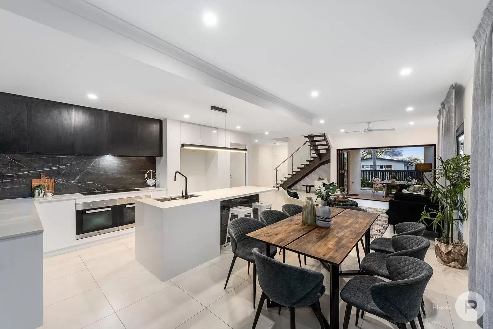 166 Glen Retreat Road, Mitchelton Sold by Aurora Property - image 5