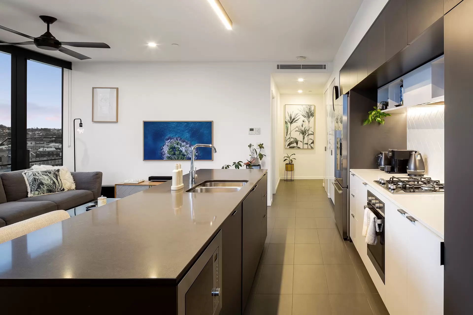 3081/36 Evelyn Street, Newstead Sold by Aurora Property - image 1