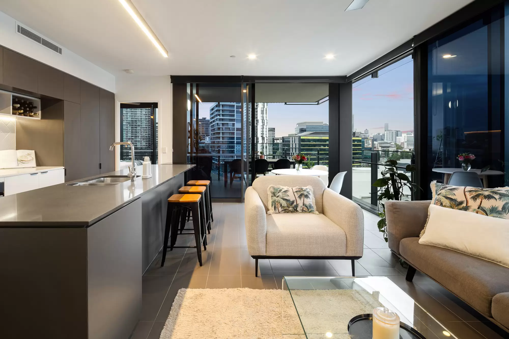 3081/36 Evelyn Street, Newstead Sold by Aurora Property - image 2
