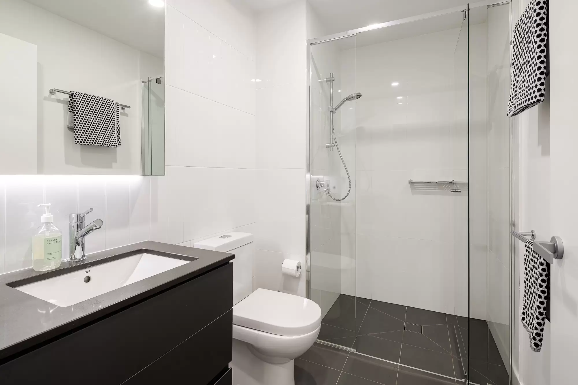 3081/36 Evelyn Street, Newstead Sold by Aurora Property - image 12