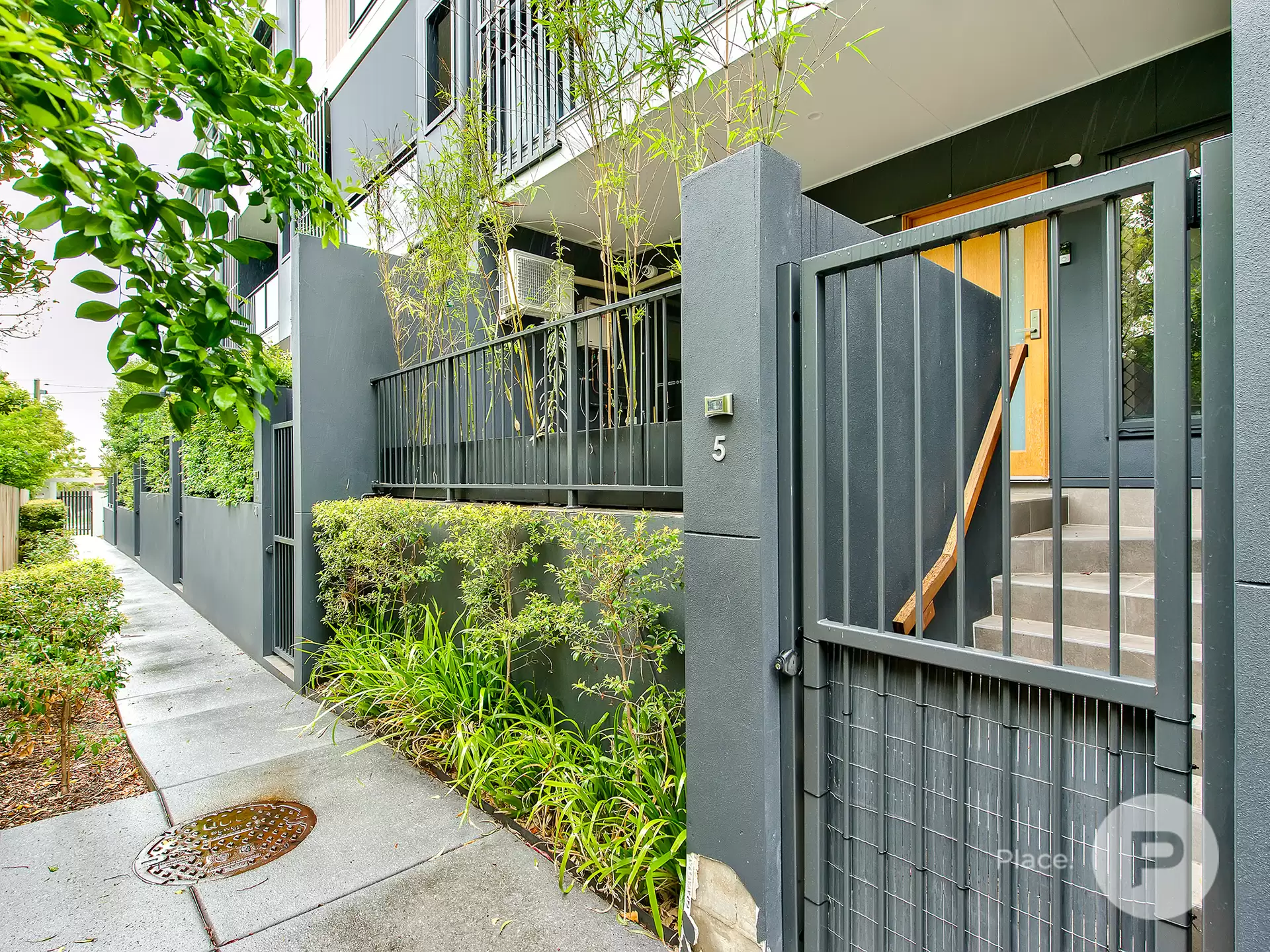 5/129 Samford Road, Enoggera Sold by Aurora Property - image 1