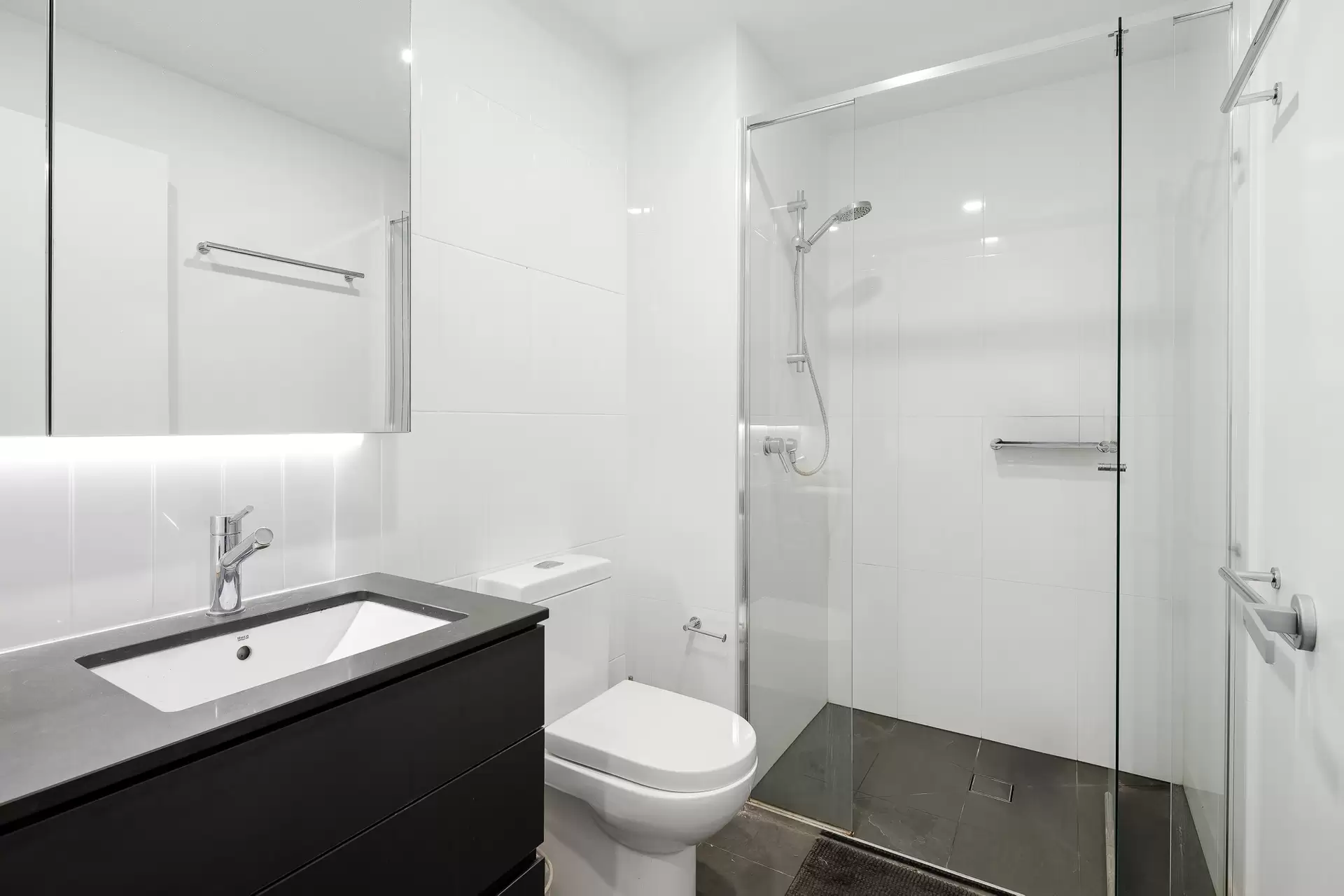 3051/36 Evelyn Street, Newstead Sold by Aurora Property - image 1
