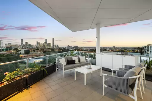 31301/67 Blamey Street, Kelvin Grove Sold by Aurora Property