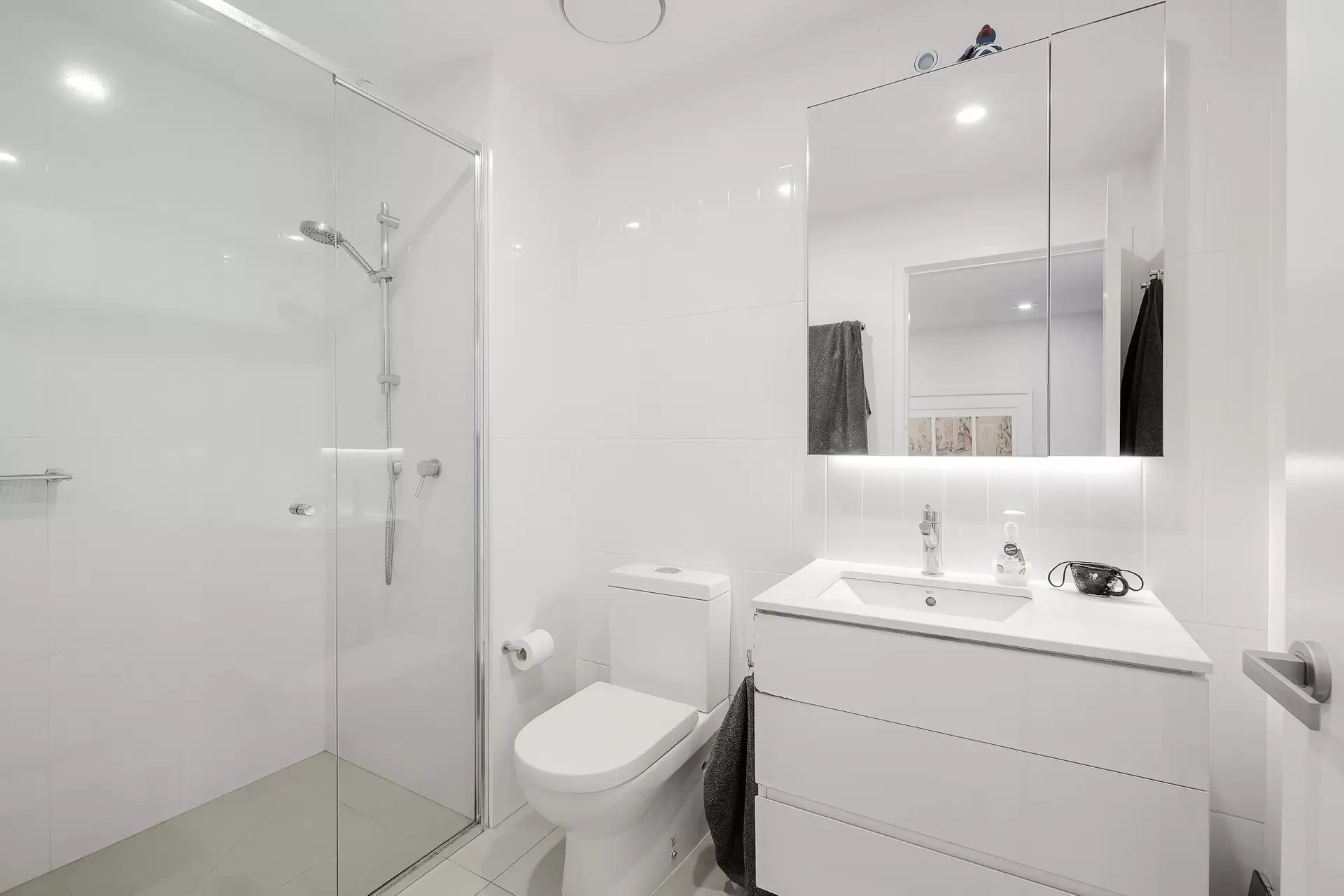 4046/41 Austin Street, Newstead Sold by Aurora Property - image 1