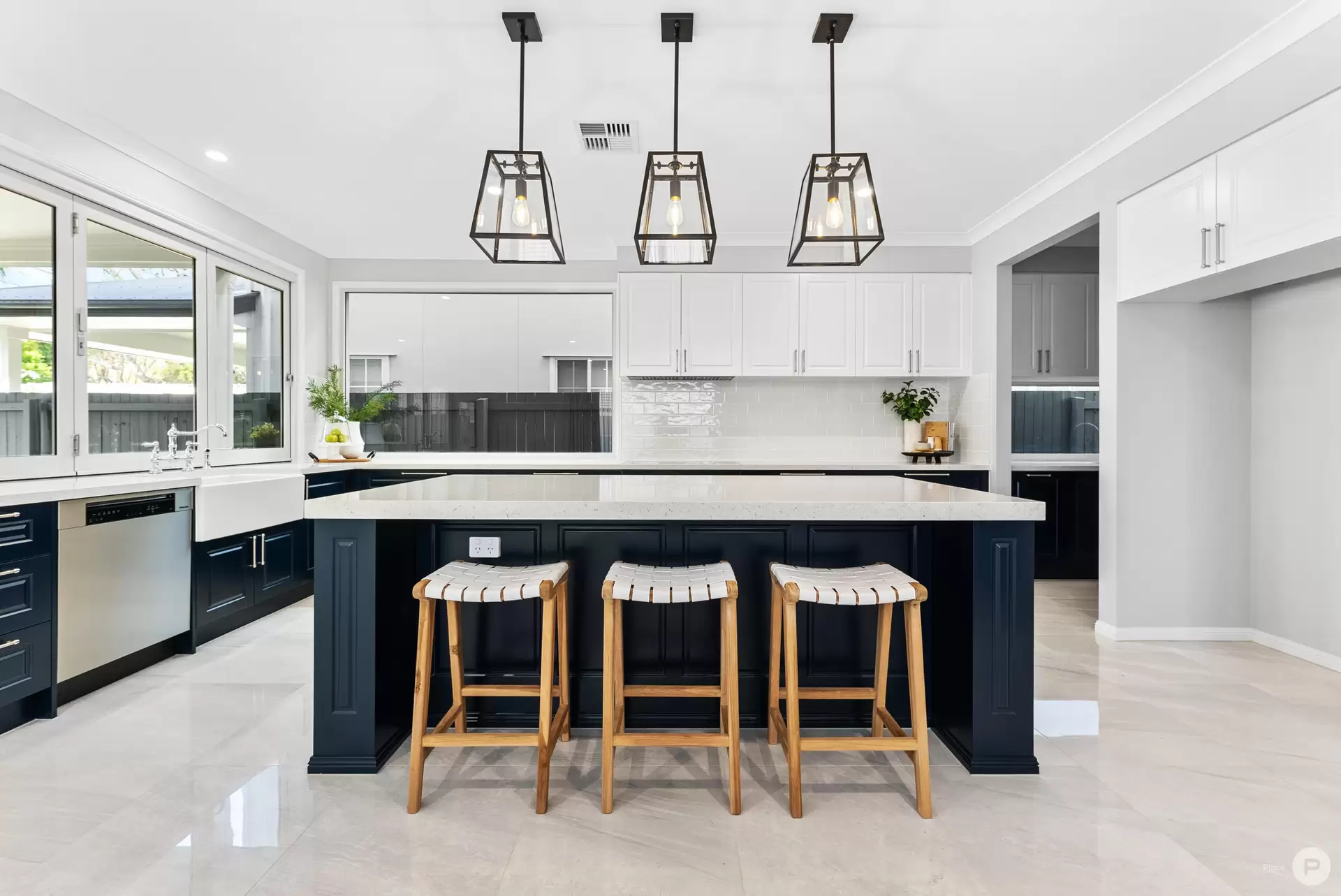 37 Hilda Street, Alderley Sold by Aurora Property - image 1