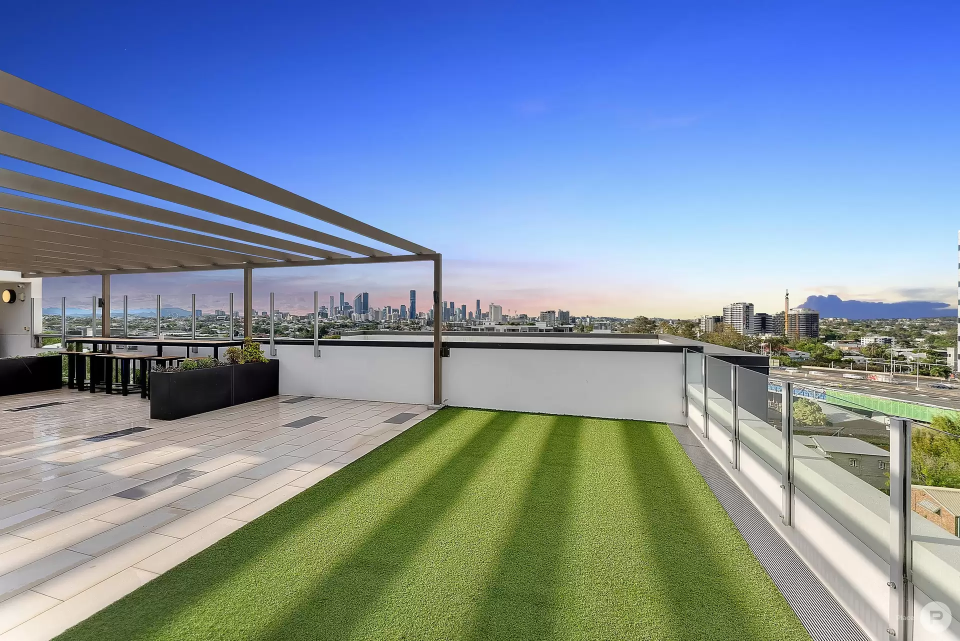 67/17 Carl Street, Woolloongabba Sold by Aurora Property - image 1