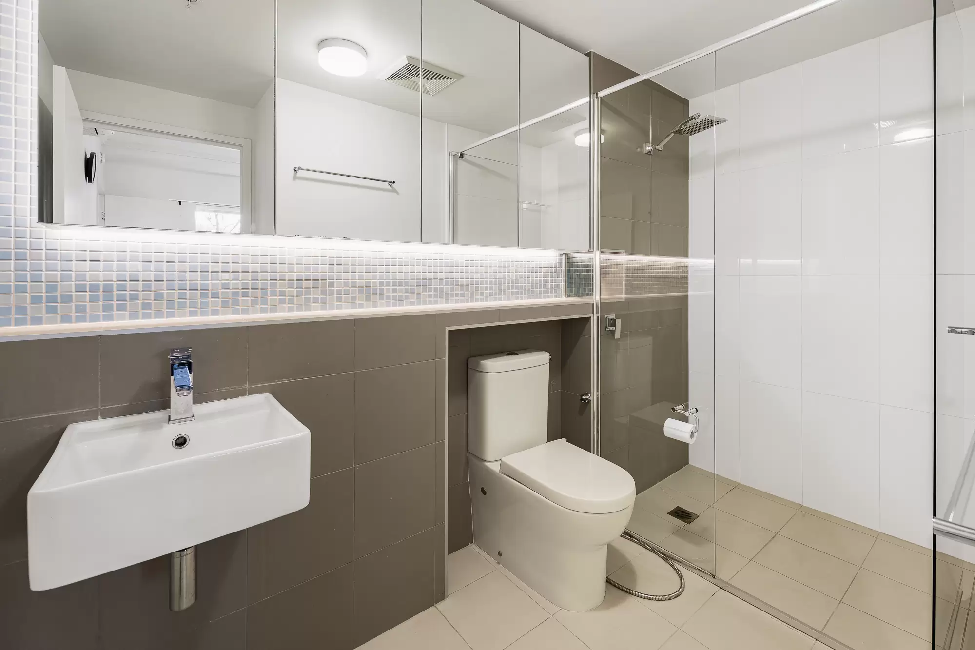 30209/67 Blamey Street, Kelvin Grove Sold by Aurora Property - image 10
