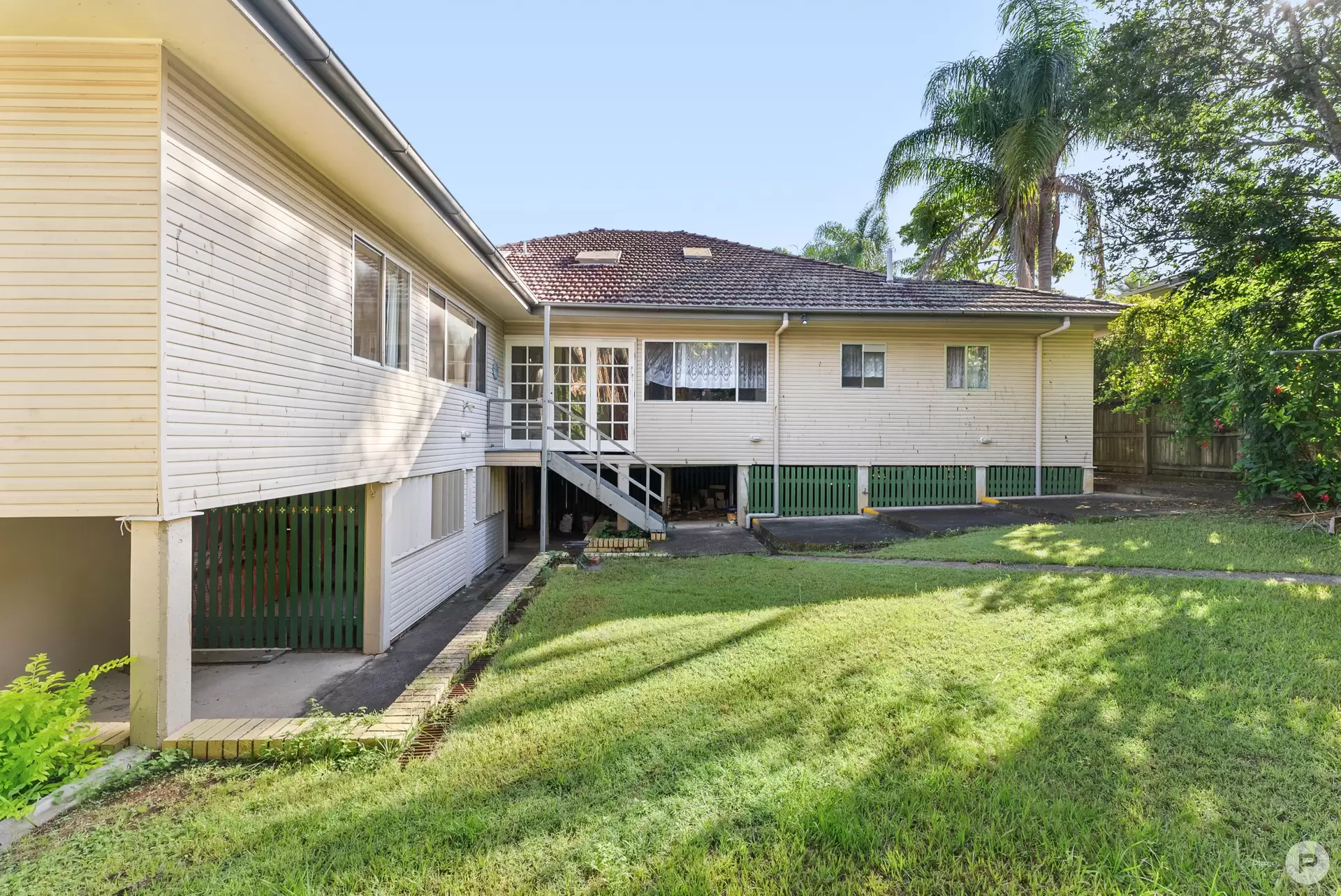 32 Howard Street, Gaythorne Sold by Aurora Property - image 1