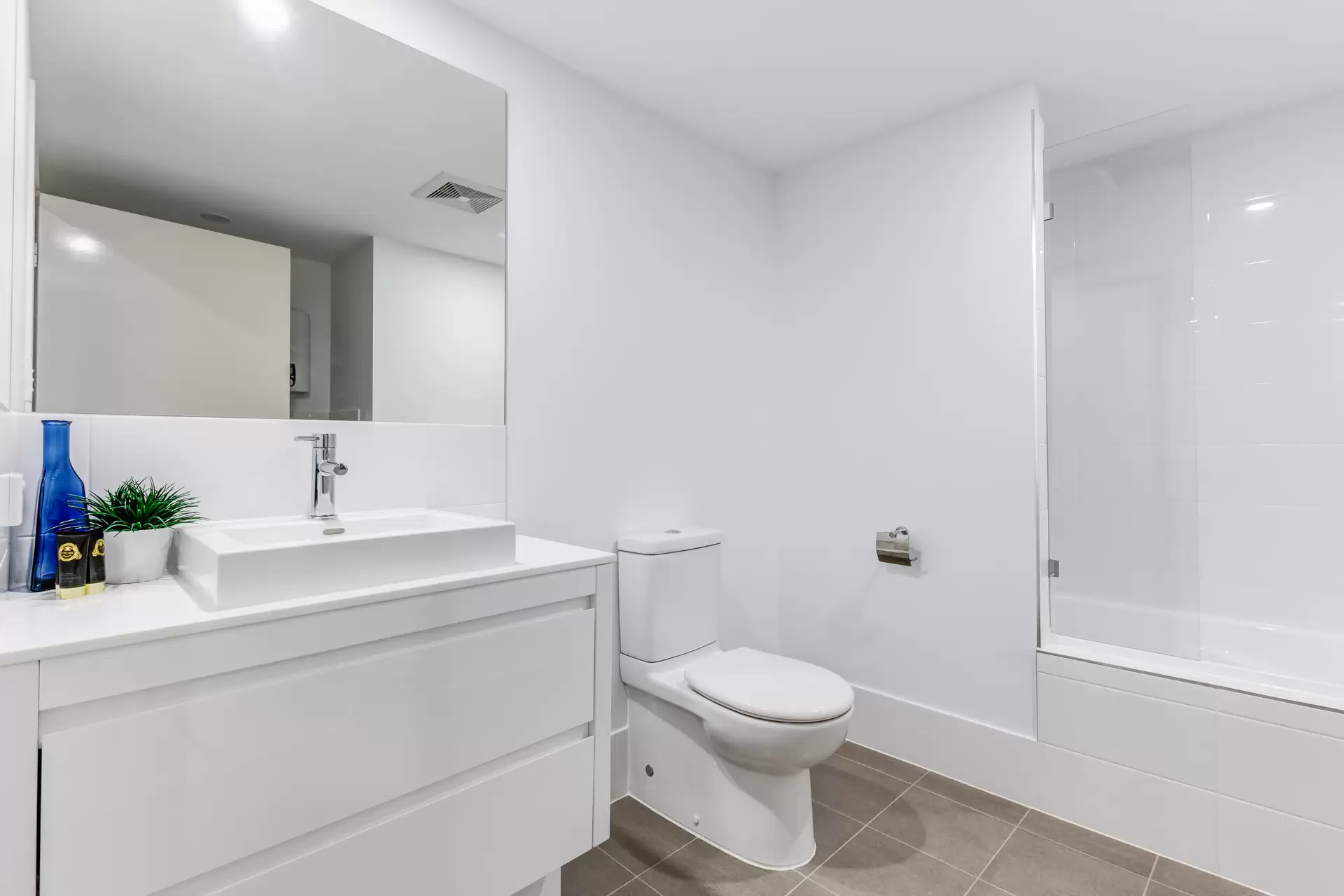 10/66 Broughton Road, Kedron Sold by Aurora Property - image 1
