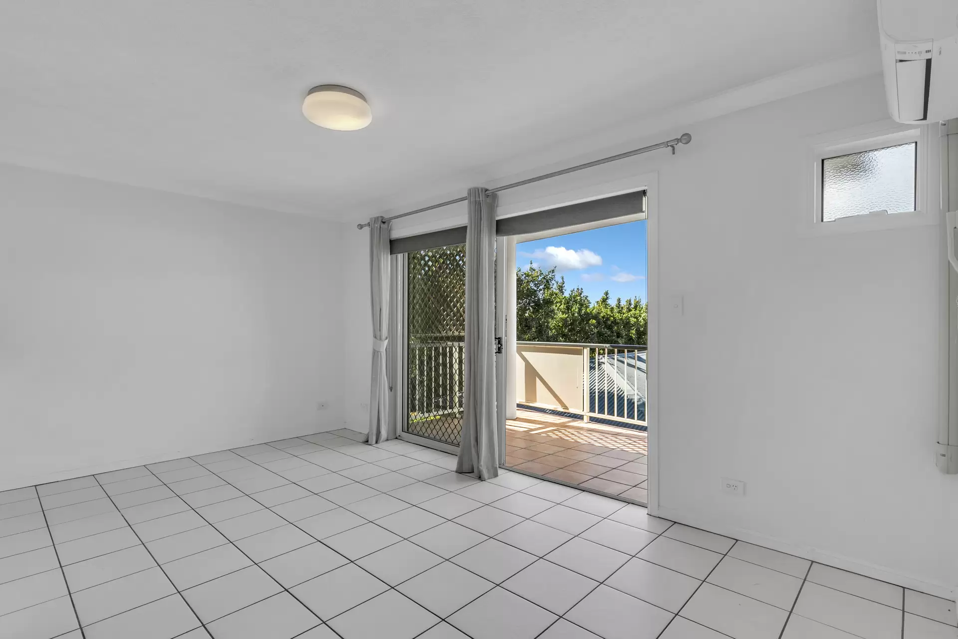 7/792 Sandgate Road, Clayfield Sold by Aurora Property - image 1
