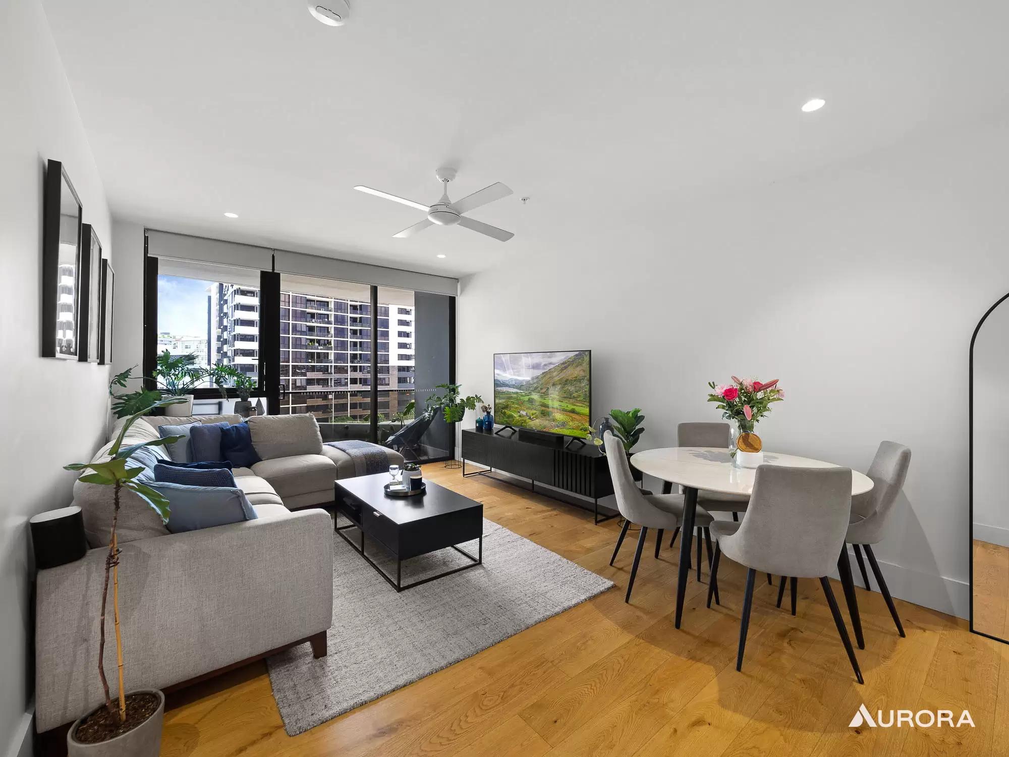 503/7 Chester Street, Newstead Sold by Aurora Property - image 1