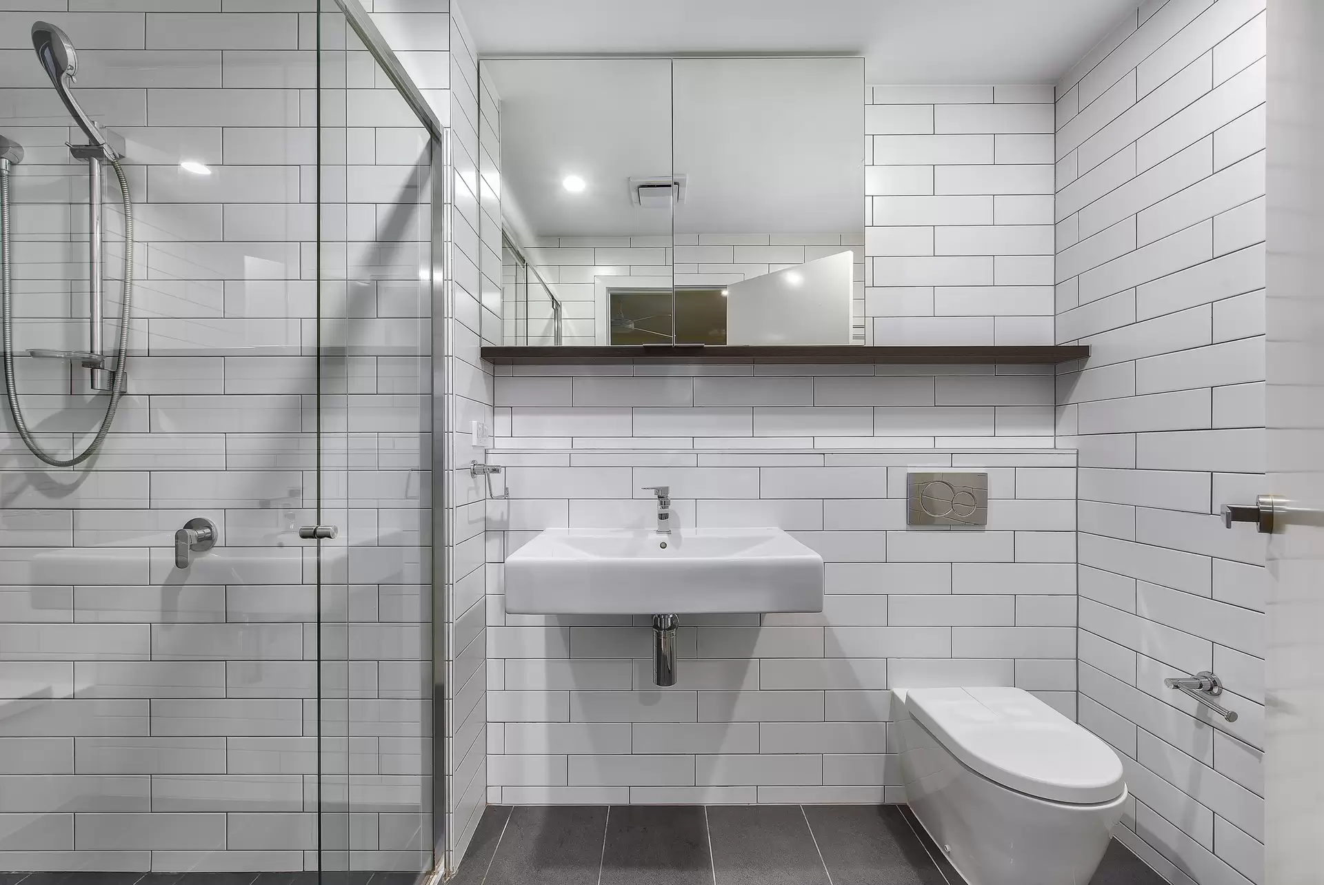 4/73 Glen Street, Kelvin Grove Sold by Aurora Property - image 1