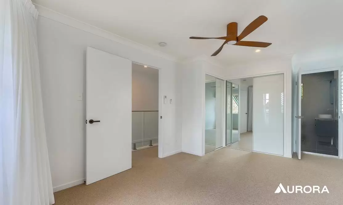 2/12 Fleming Road, Herston Leased by Aurora Property - image 5