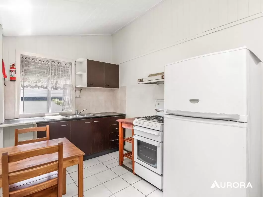 2/99 O'Keefe Street, Woolloongabba Leased by Aurora Property - image 2