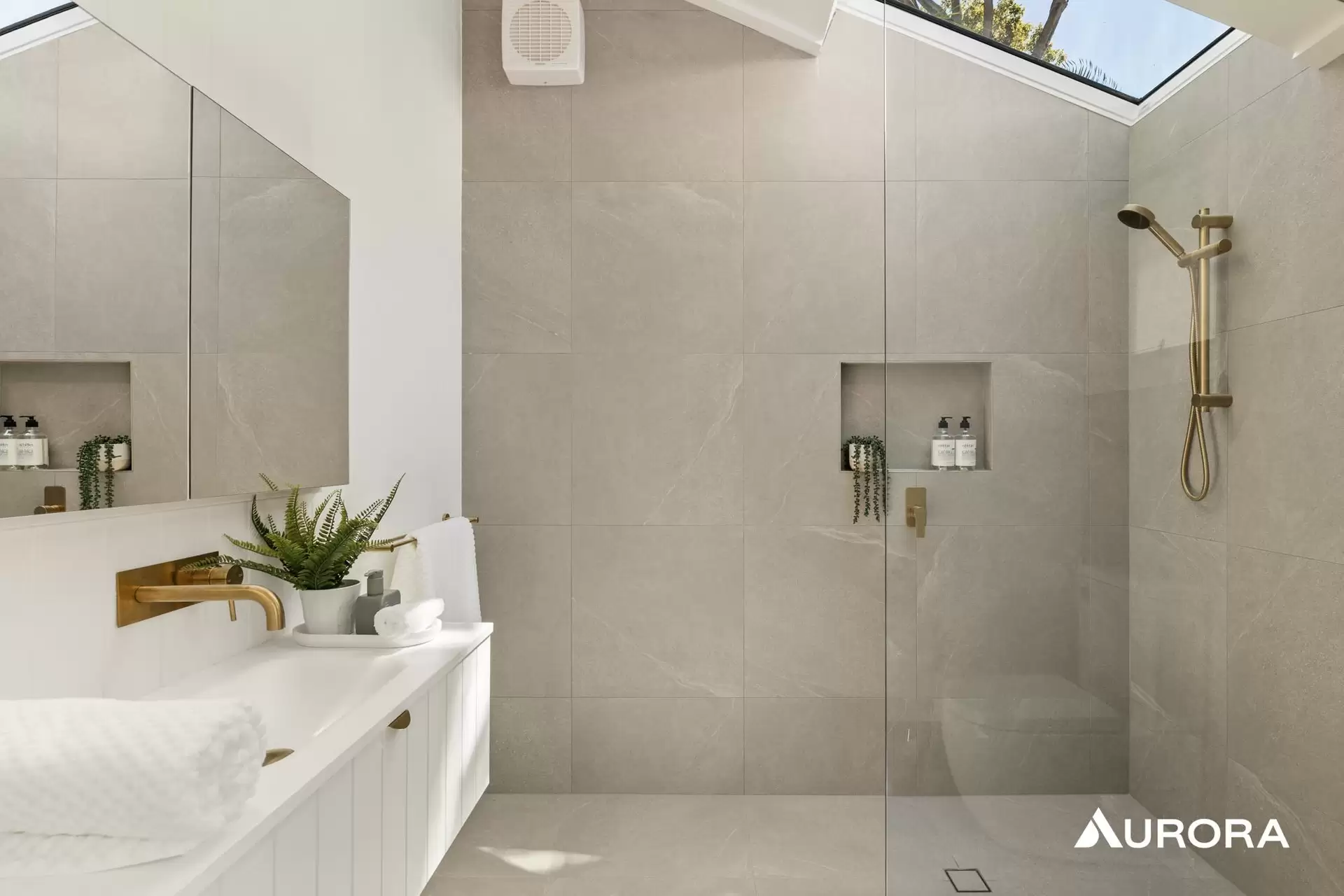 21 Mullens Street, Hawthorne For Lease by Aurora Property - image 1