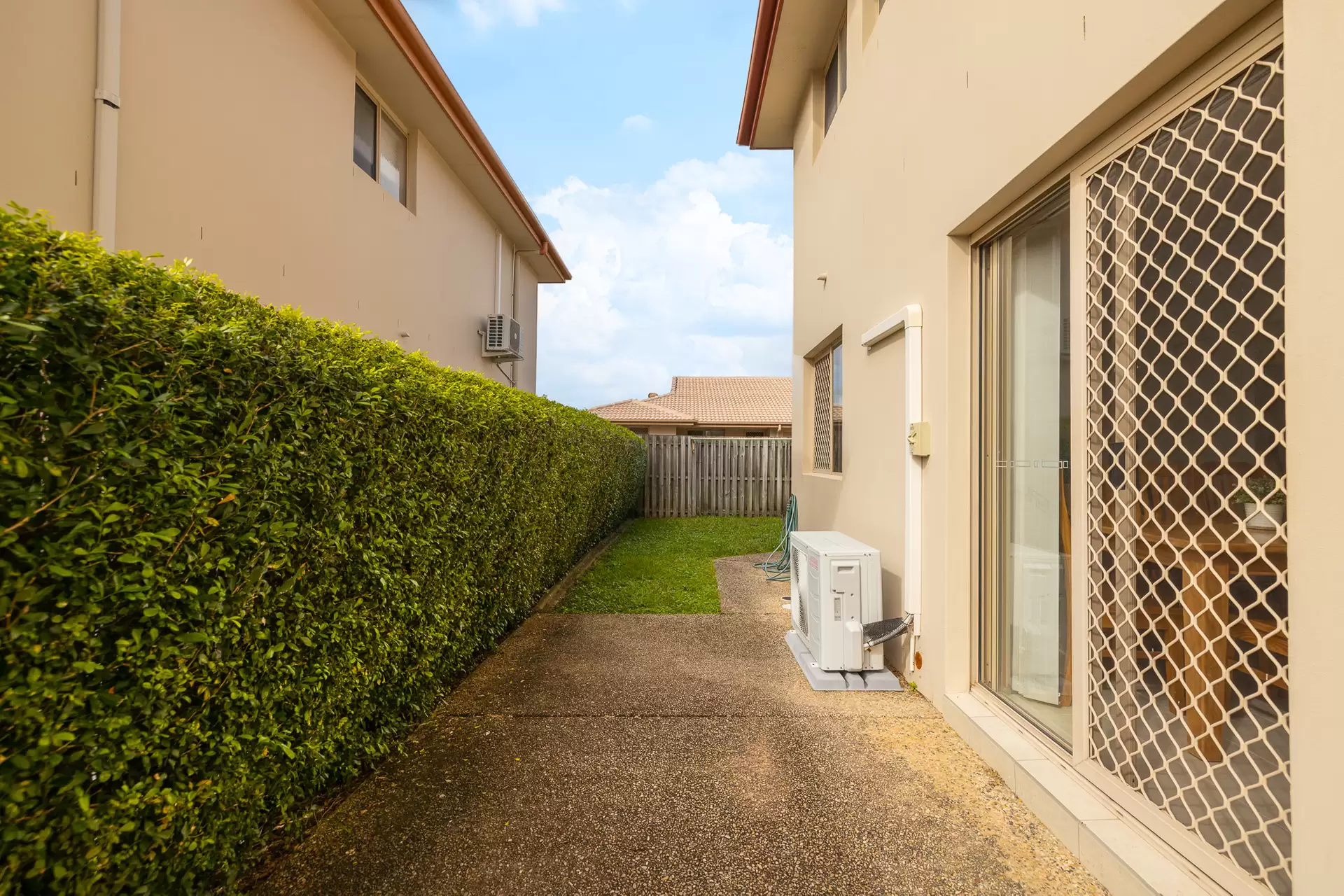 14/27 Epala Street, Carina Sold by Aurora Property - image 1