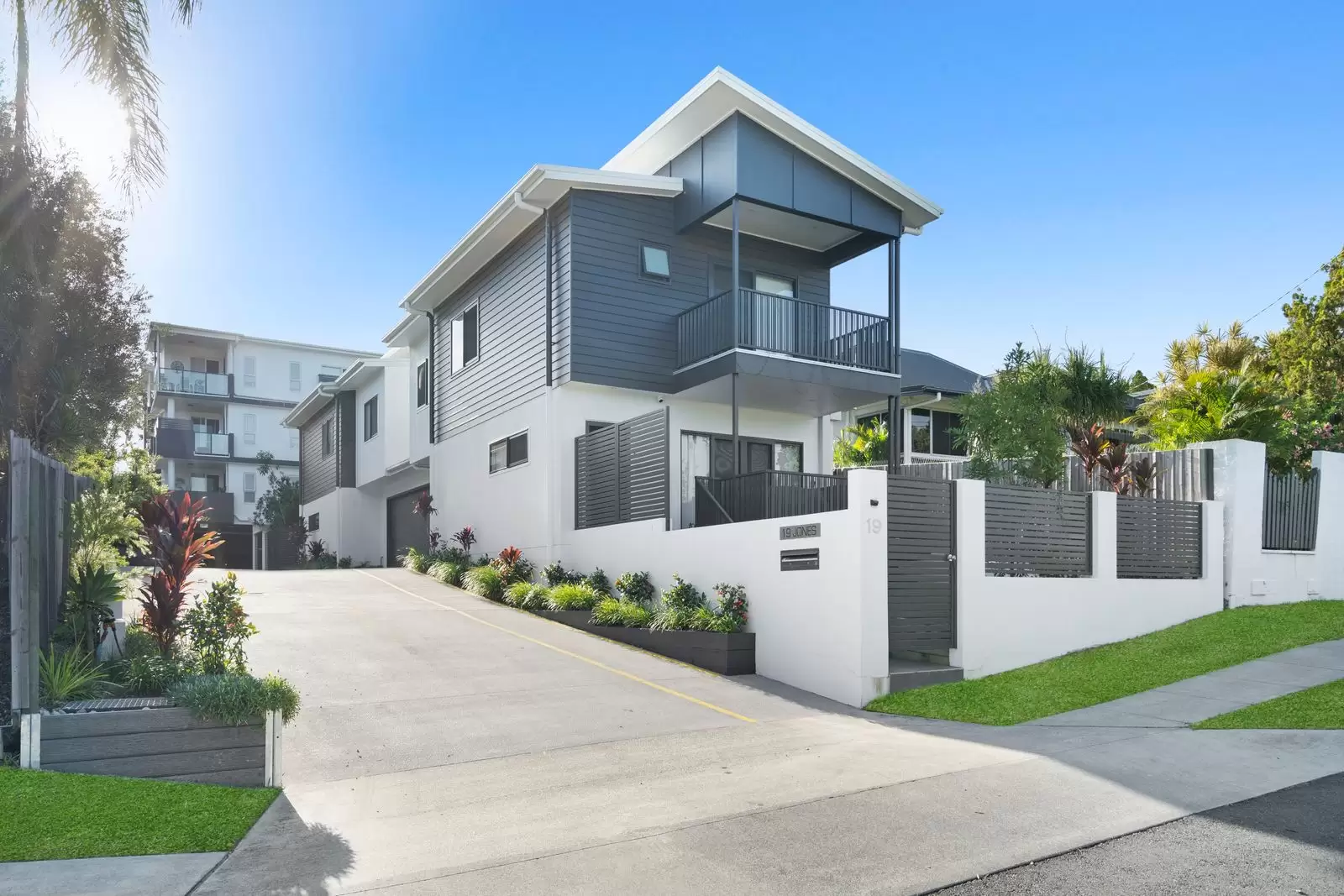 16/771 Old Cleveland Road, Carina Heights Sold by Aurora Property - image 1