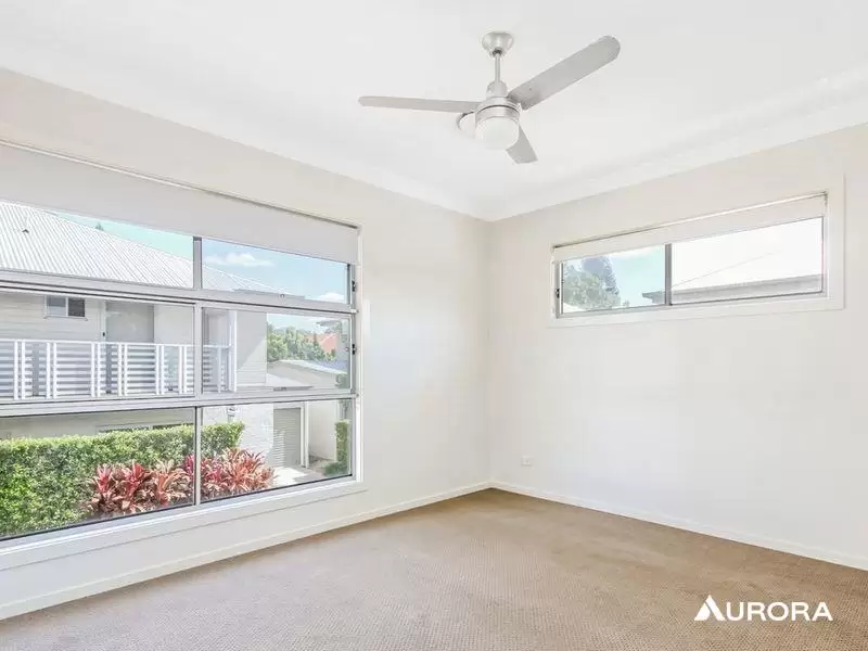 6/200 Meadowlands Road, Carina Leased by Aurora Property - image 4