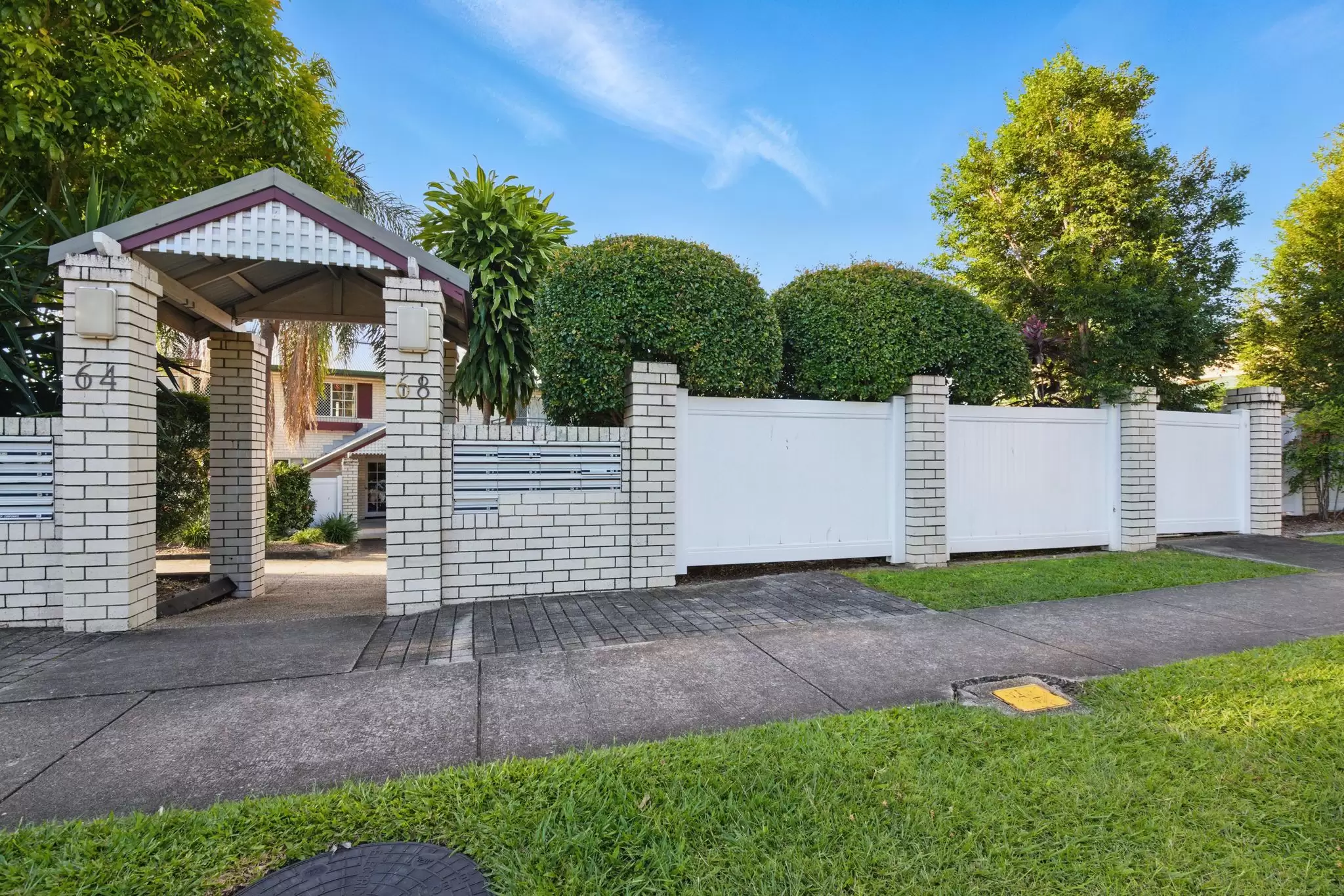 8/68 Herston Road, Kelvin Grove Leased by Aurora Property - image 1