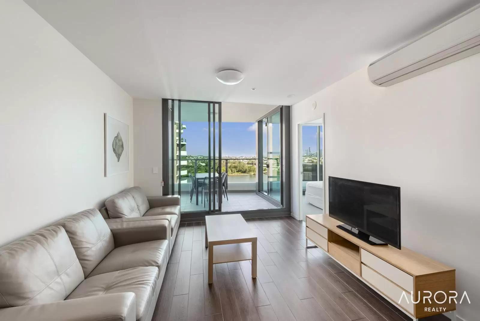 51304/37B Harbour Road, Hamilton Leased by Aurora Property - image 4