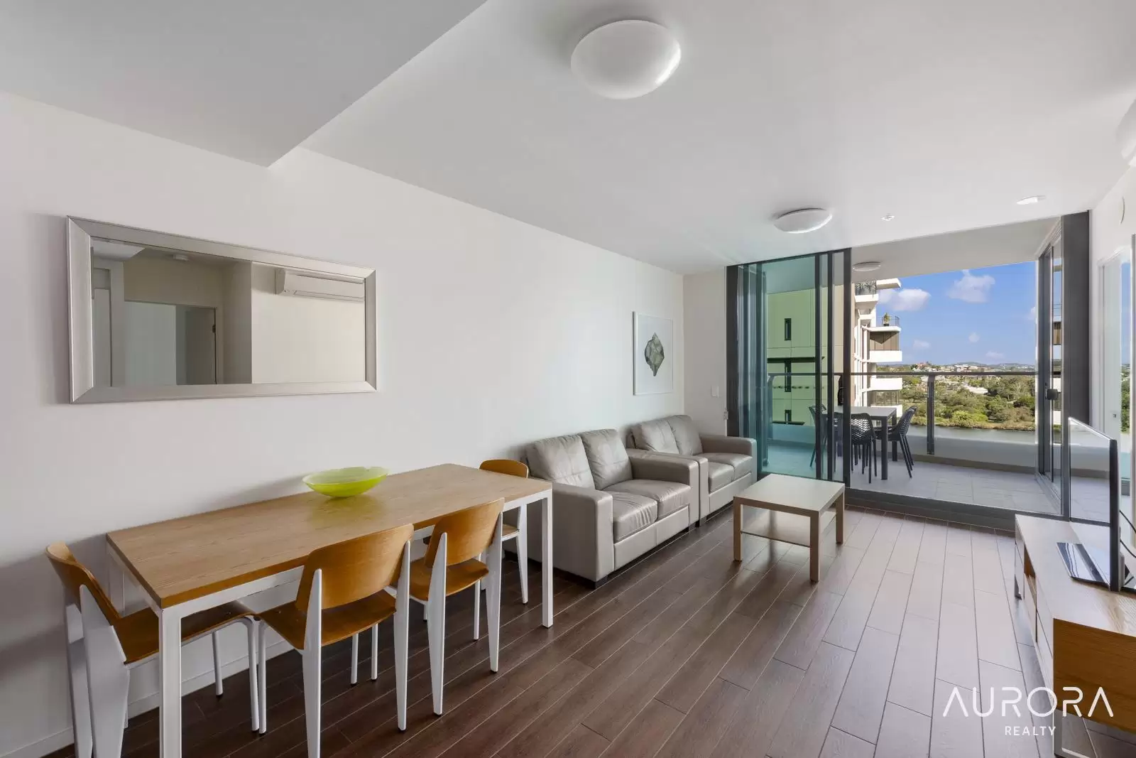 51304/37B Harbour Road, Hamilton Leased by Aurora Property - image 5