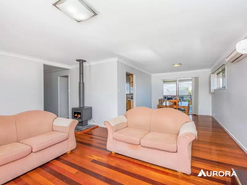 10 Garie Street, Wishart Leased by Aurora Property - image 3