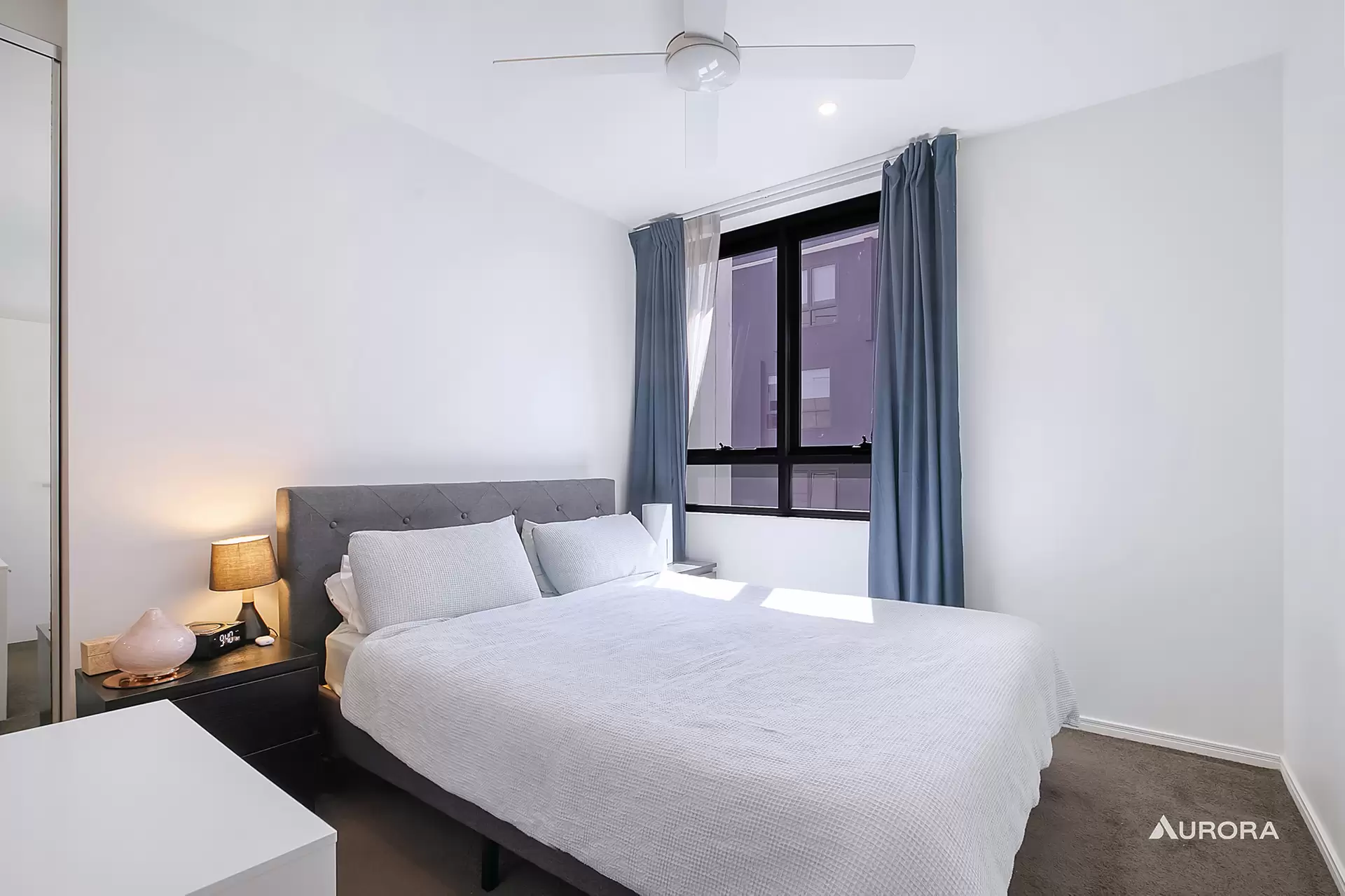 505/18 Hubert Street, Woolloongabba Sold by Aurora Property - image 1
