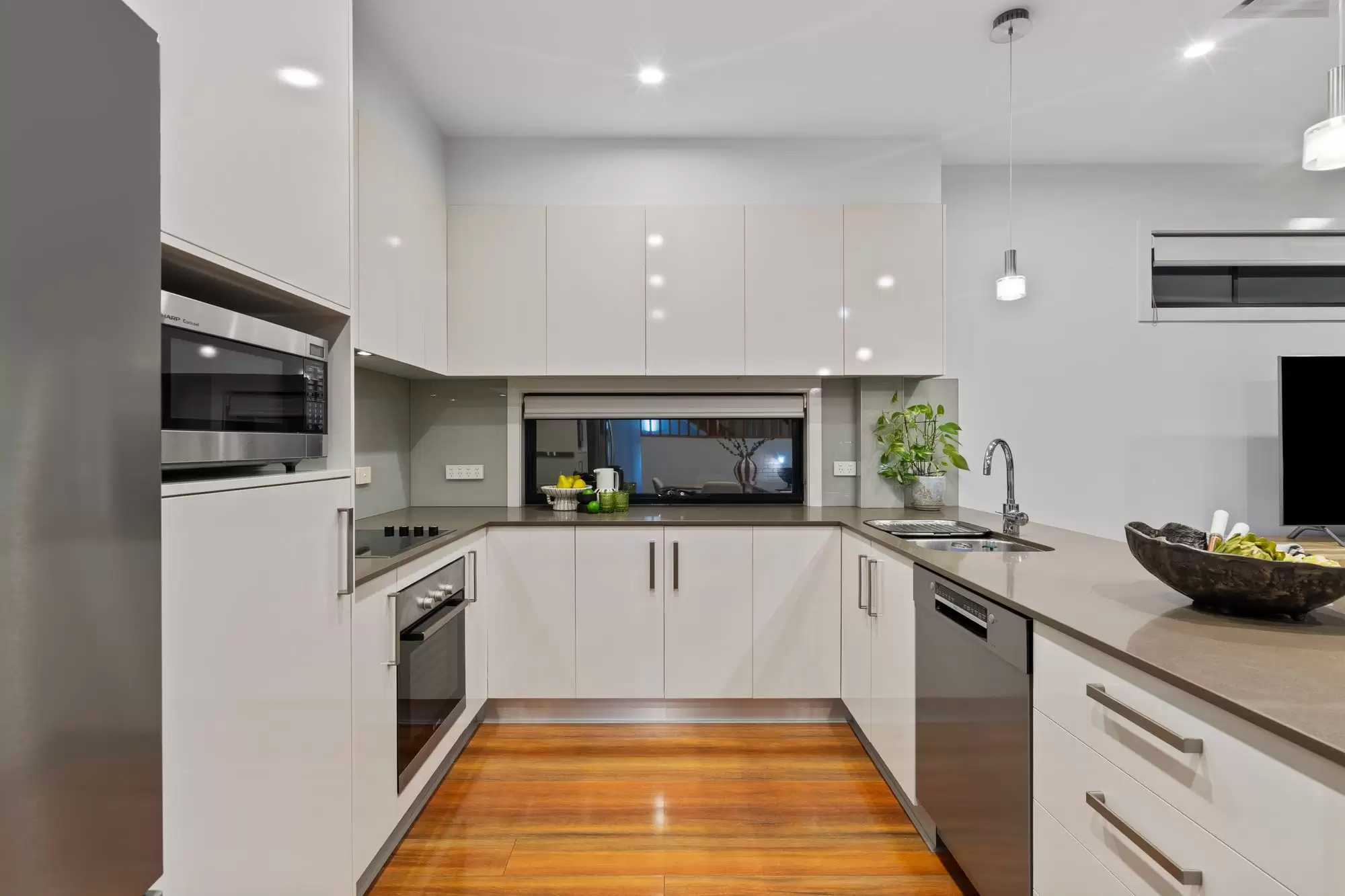3/47 Macaulay Street, Coorparoo Sold by Aurora Property - image 4