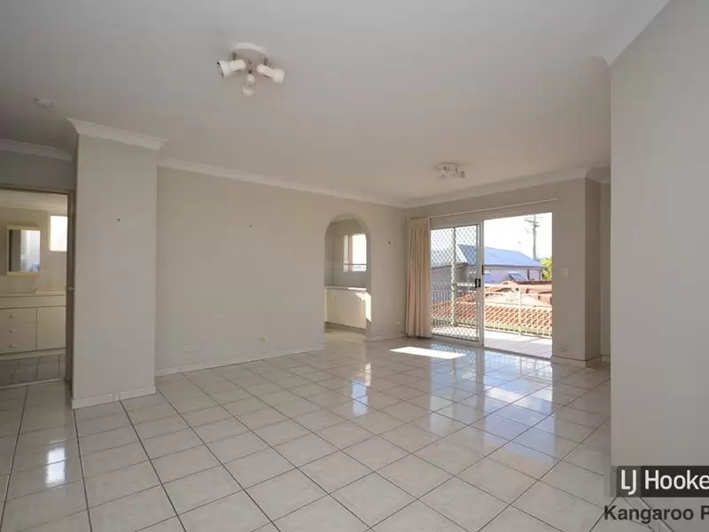 4/41 Cleveland Street, Greenslopes Leased by Aurora Property - image 1