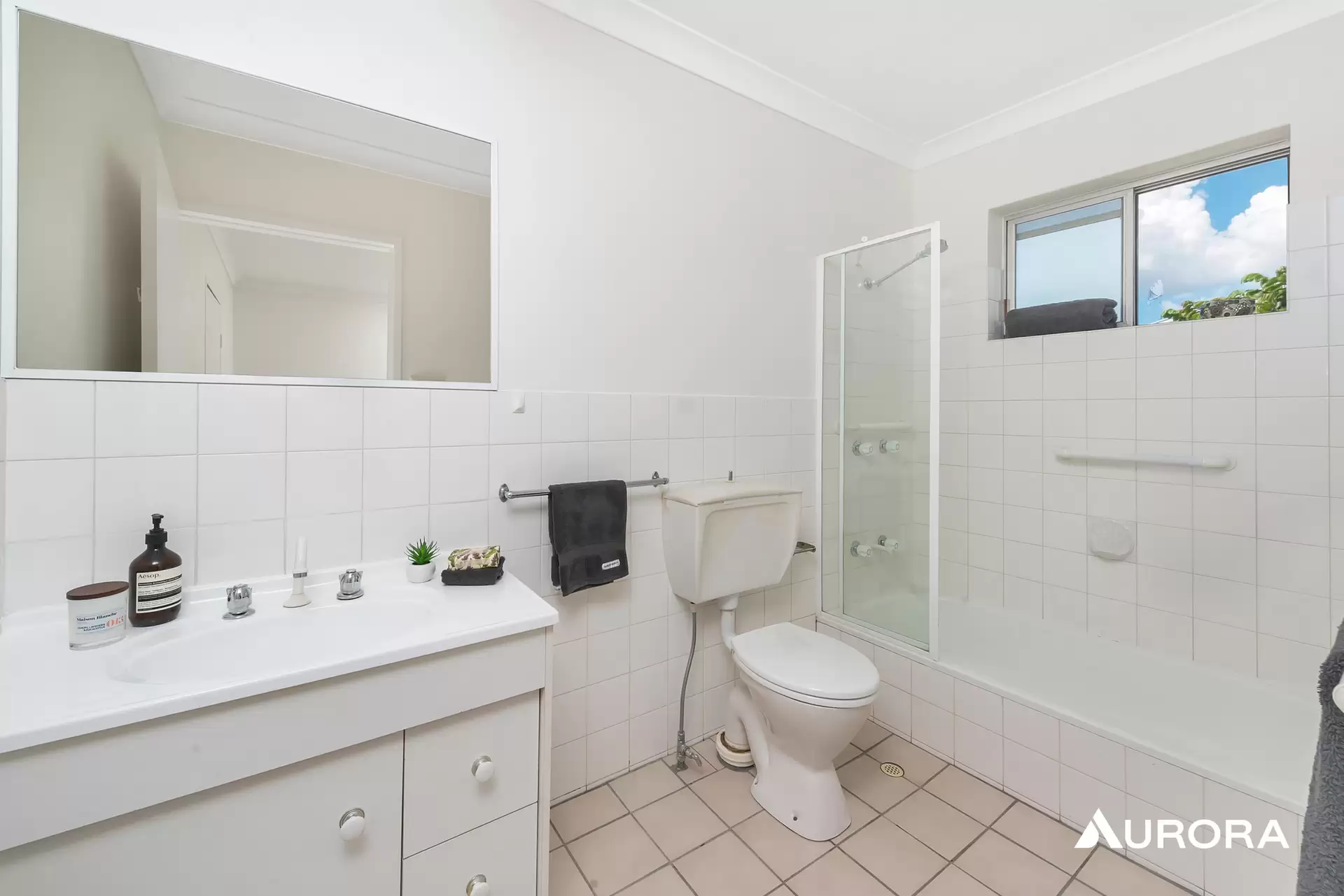 3/83 Dobson Street, Ascot Leased by Aurora Property - image 1