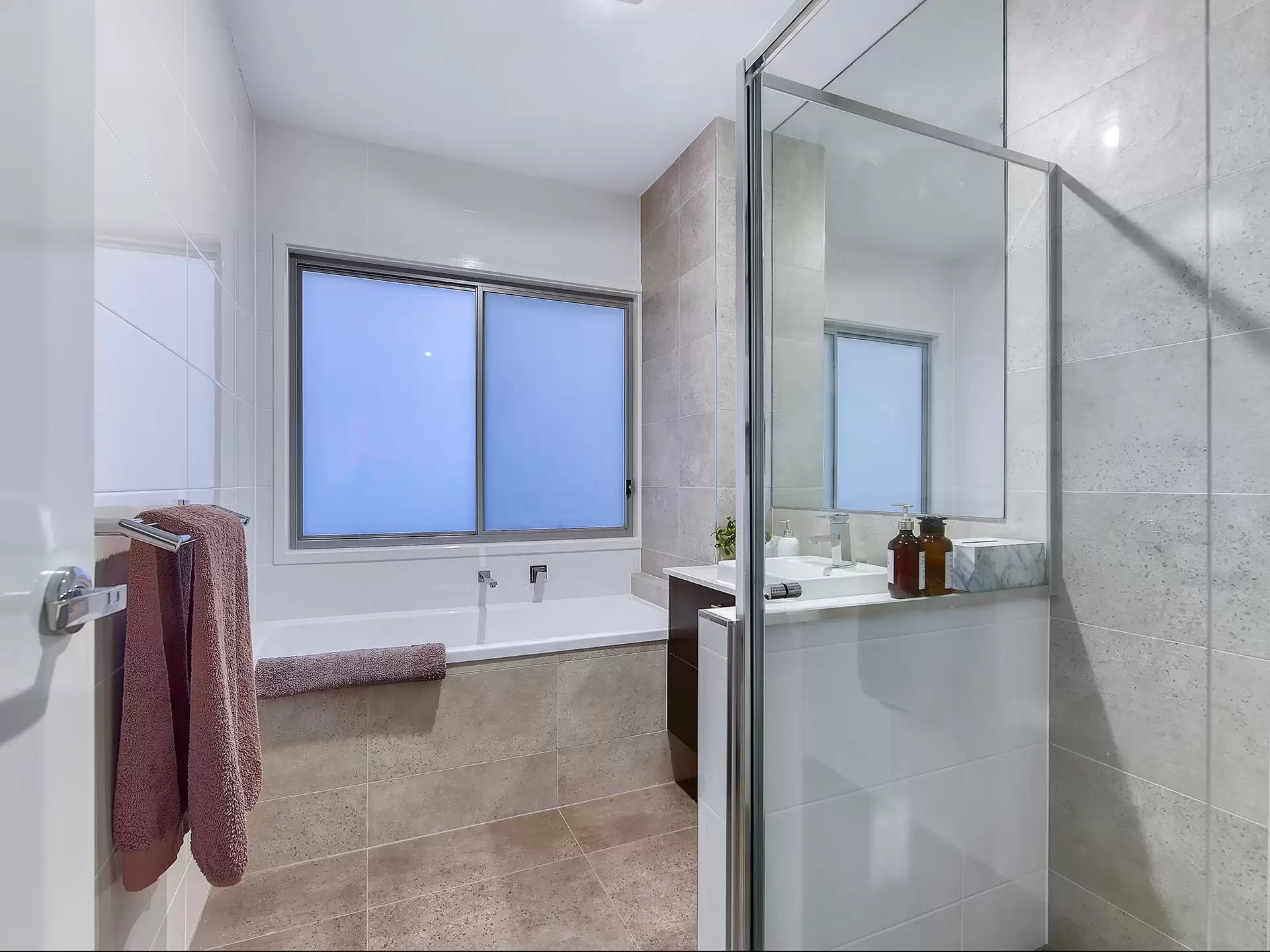 22 Bellevue Terrace, Clayfield Sold by Aurora Property - image 1